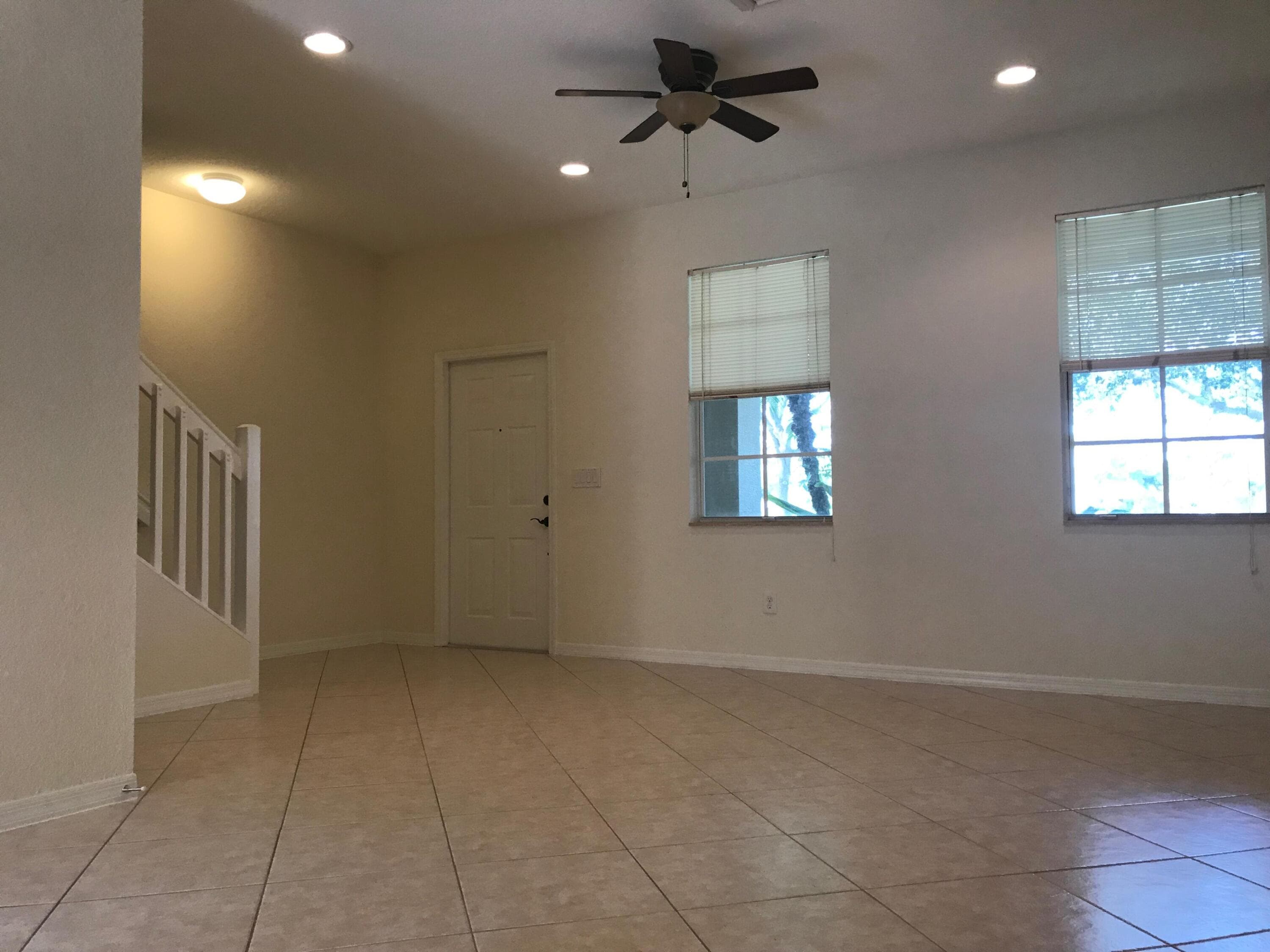 141 E Thatch Palm Circle, Jupiter, FL 33458 — photo 5 of 27