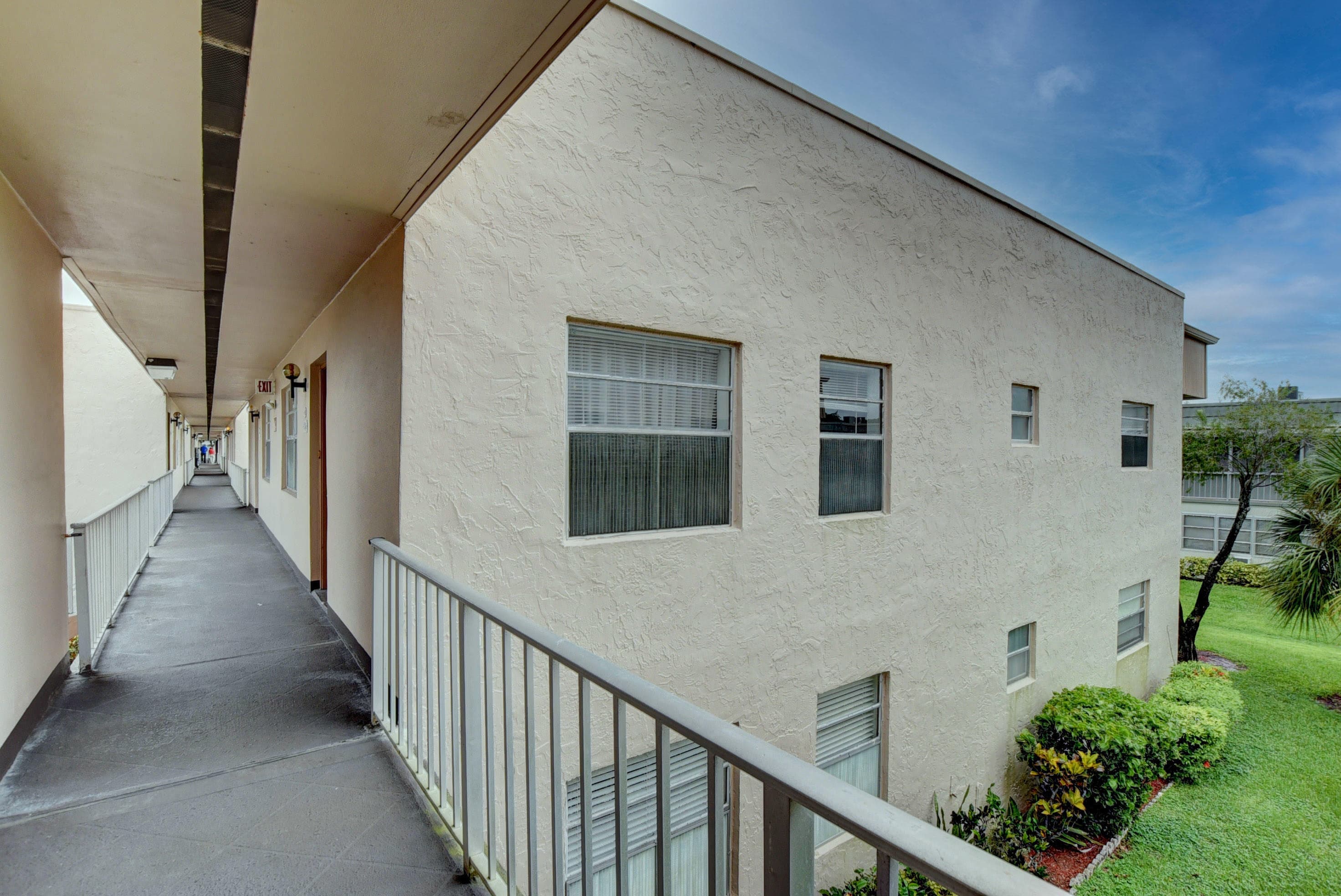 138 Flanders C, Delray Beach, FL 33484 — photo 4 of 28
