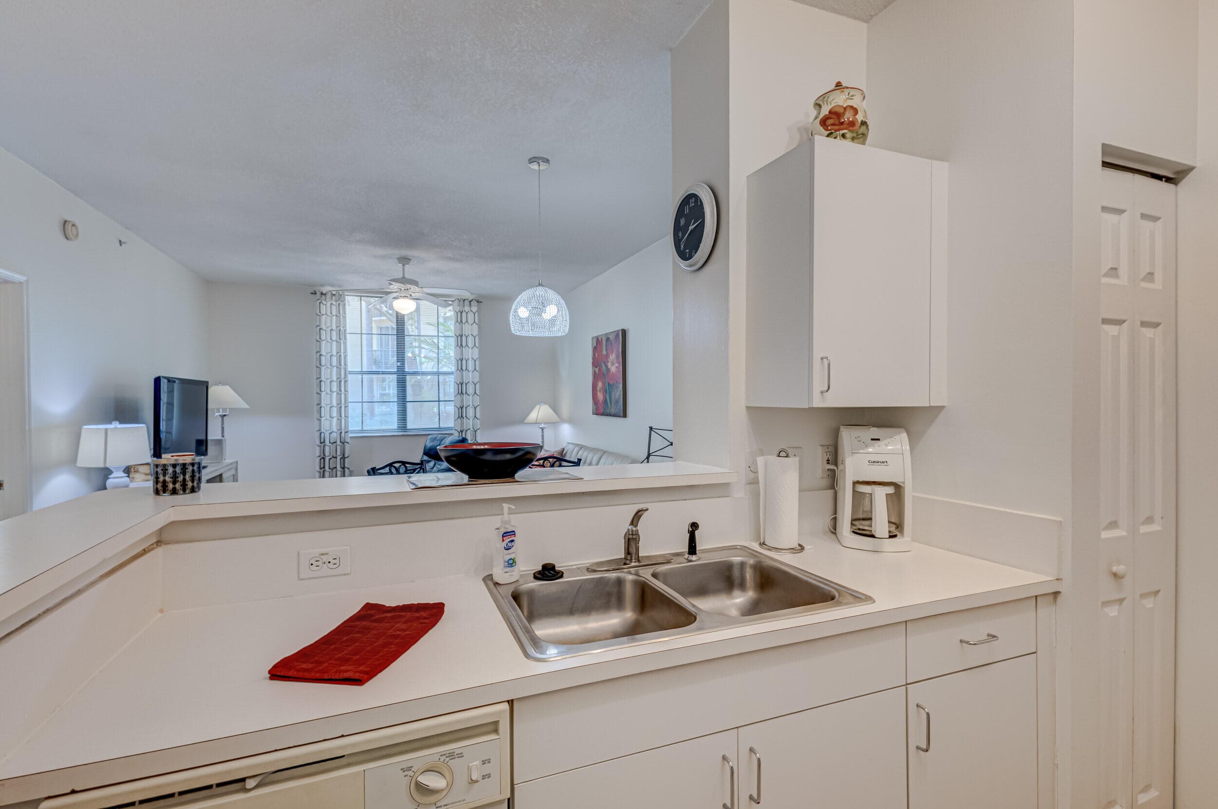 630 S Sapodilla Avenue 112, West Palm Beach, FL 33401 — photo 20 of 63
