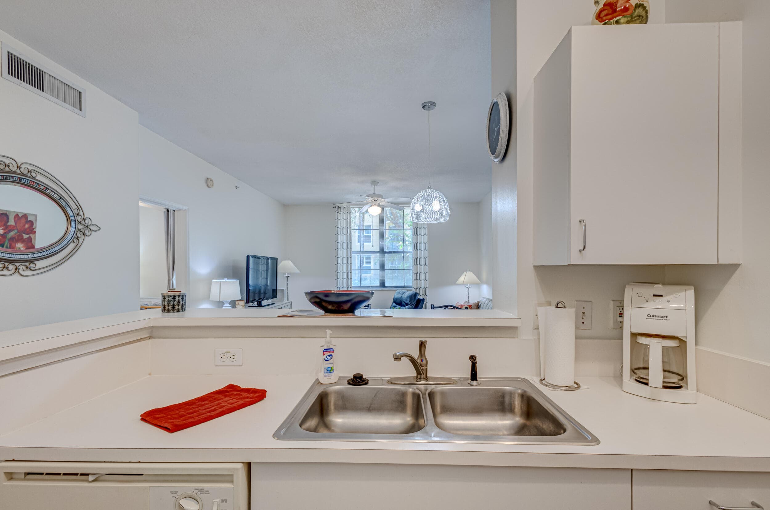 630 S Sapodilla Avenue 112, West Palm Beach, FL 33401 — photo 22 of 63