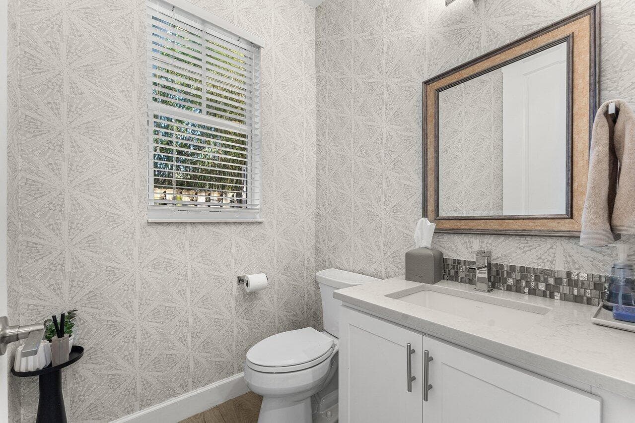 612 SW 15th Street, Fort Lauderdale, FL 33315 — photo 8 of 23