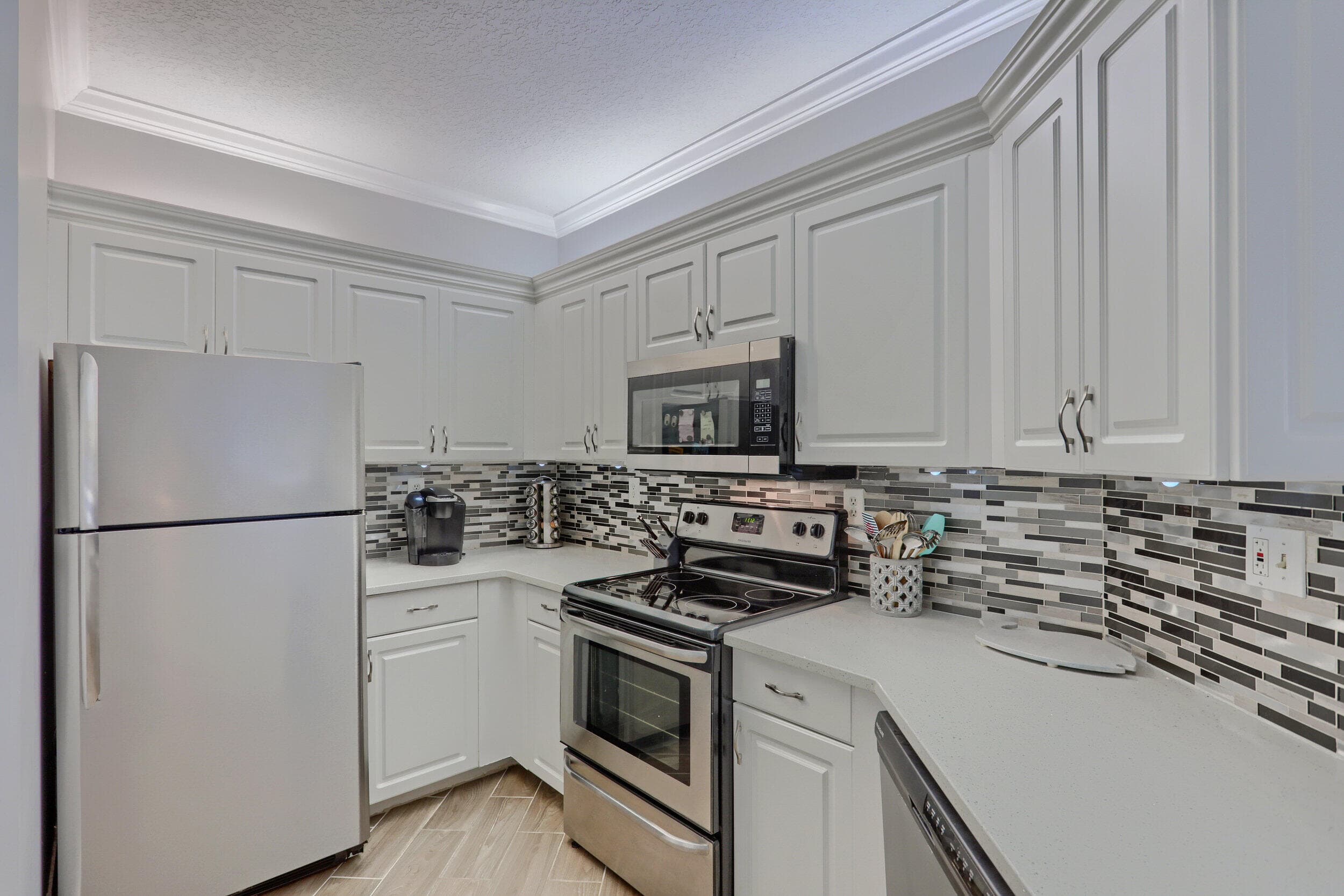 400 Uno Lago Drive 204, Juno Beach, FL 33408 — photo 18 of 44