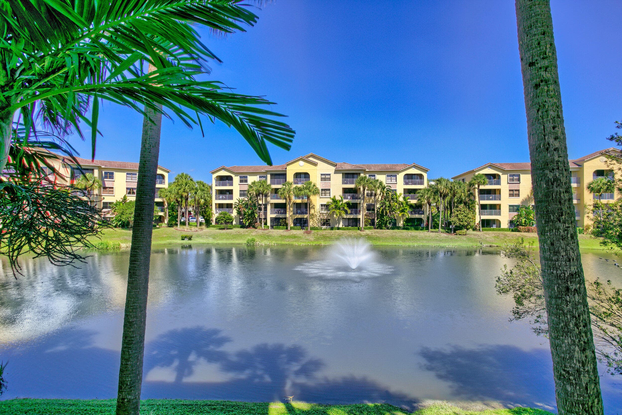 400 Uno Lago Drive 204, Juno Beach, FL 33408 — photo 36 of 44