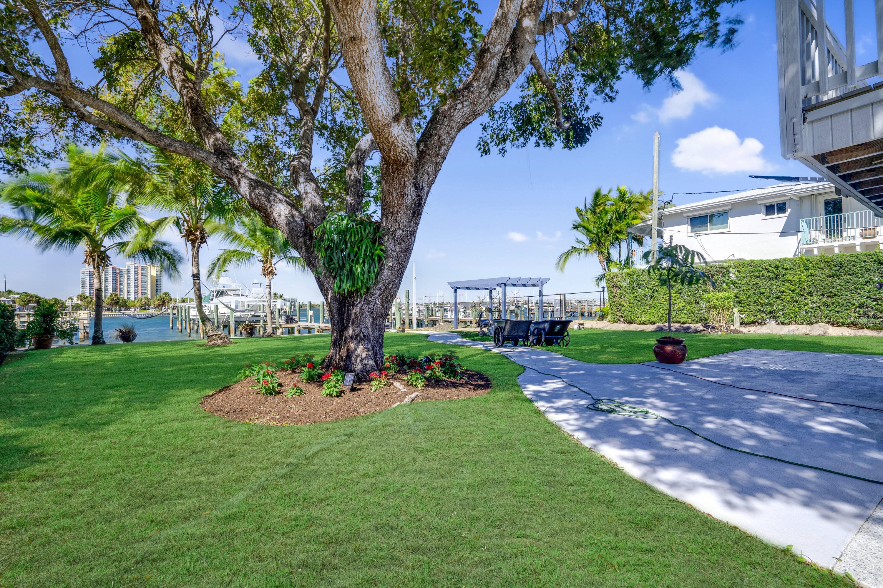 2649 Lake Drive 1, Singer Island, FL 33404 — photo 12 of 60