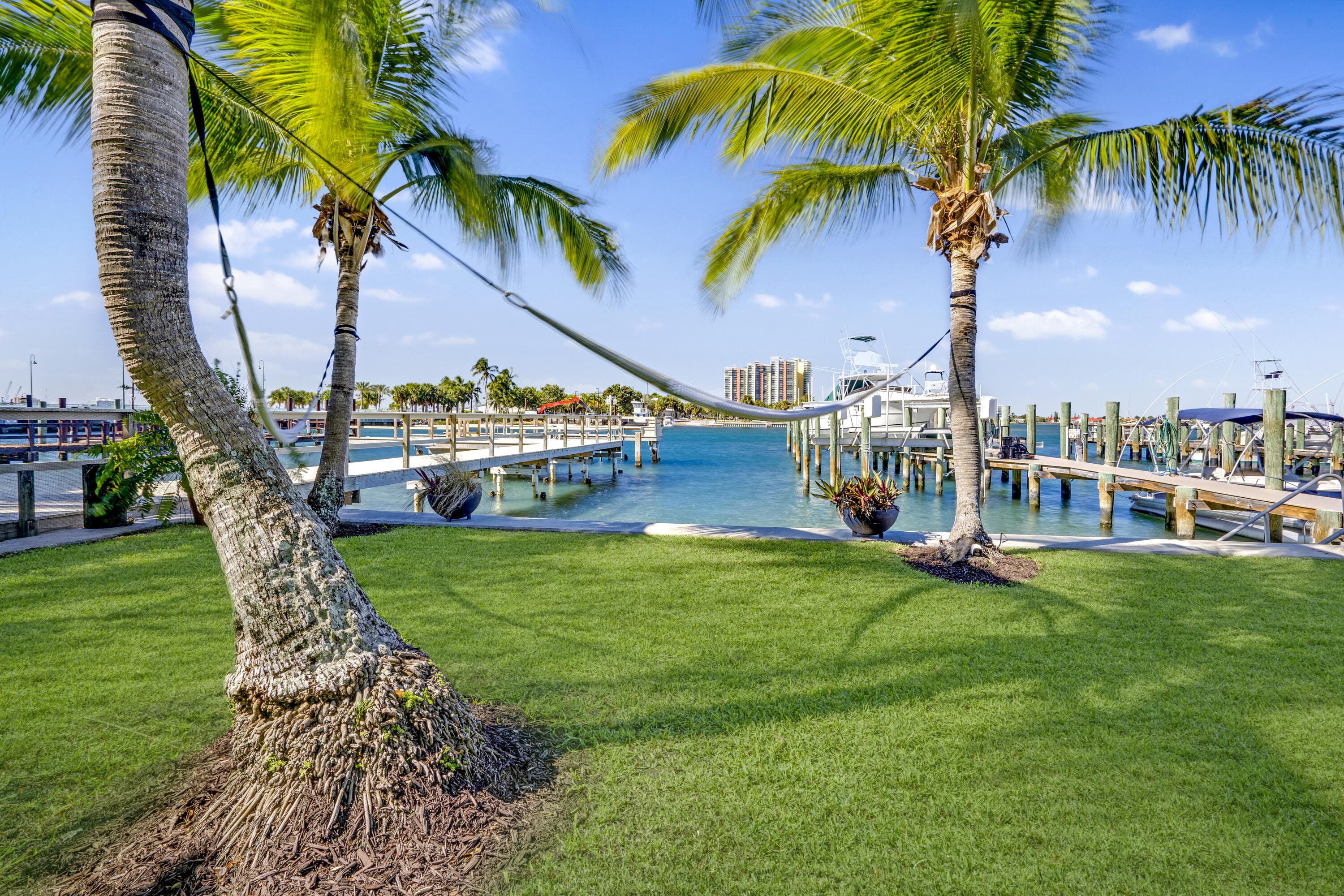 2649 Lake Drive 1, Singer Island, FL 33404 — photo 16 of 60