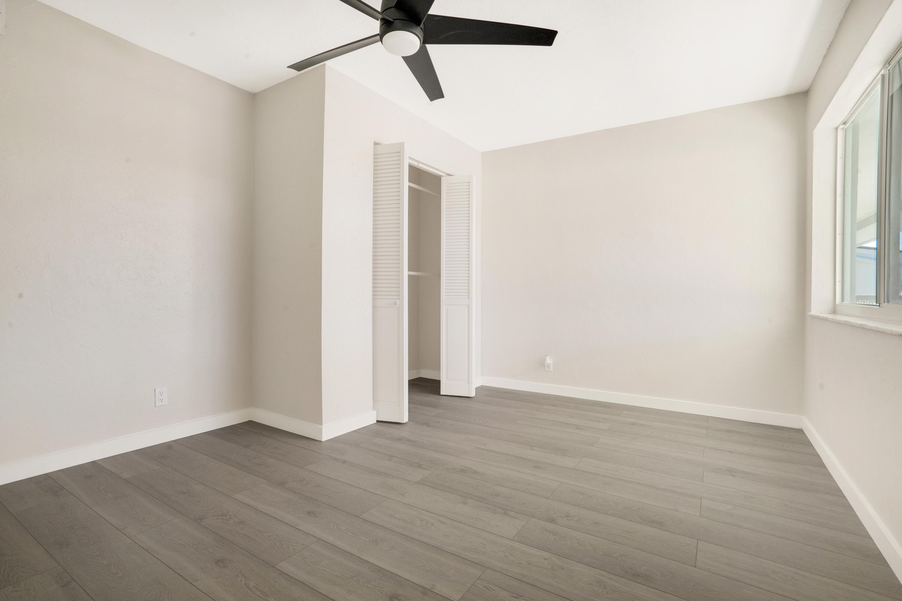 2649 Lake Drive 1, Singer Island, FL 33404 — photo 36 of 60