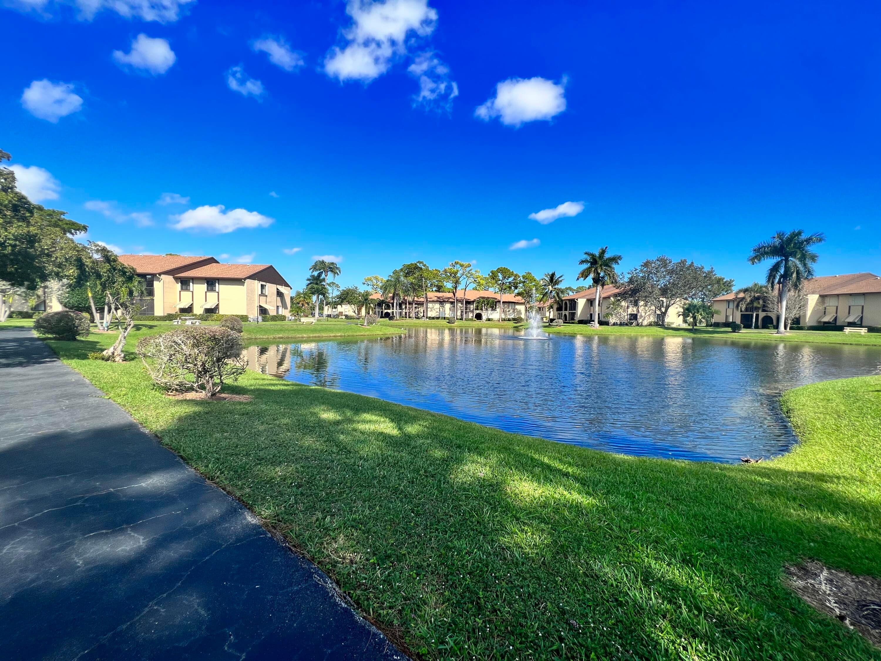 231 Pine Hov Circle A-1, Greenacres, FL 33463 — photo 2 of 23