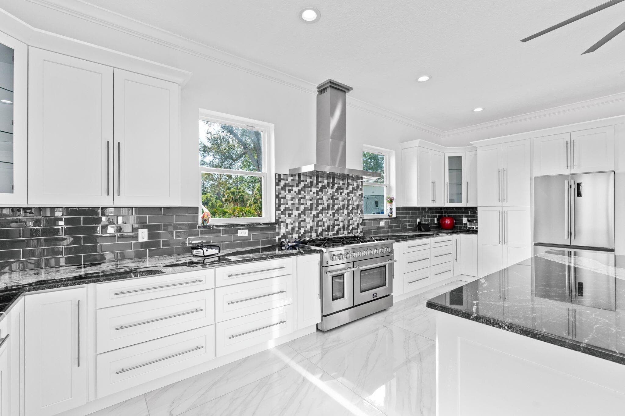 7833 Sabal Lake Drive, Port St. Lucie, FL 34986 — photo 5 of 95