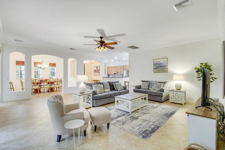 349 Chambord Terrace, Palm Beach Gardens, FL 33410 — photo 1 of 32