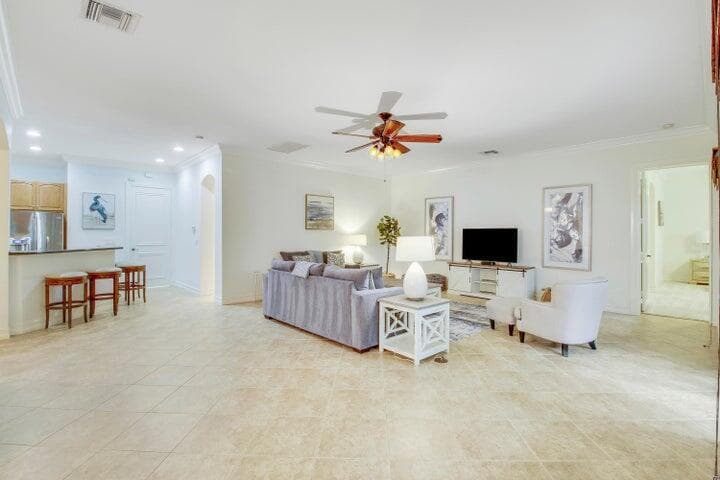 349 Chambord Terrace, Palm Beach Gardens, FL 33410 — photo 5 of 32