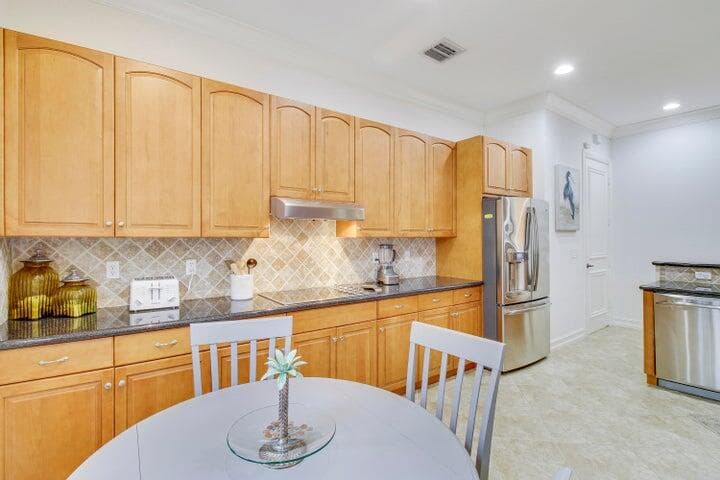 349 Chambord Terrace, Palm Beach Gardens, FL 33410 — photo 12 of 32