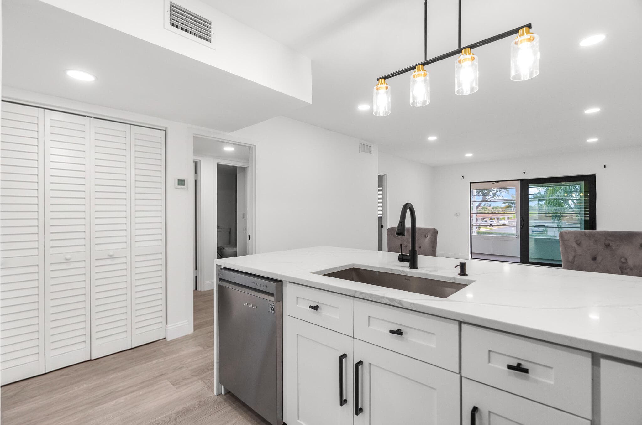 5 Abbey Lane 207, Delray Beach, FL 33446 — photo 4 of 30