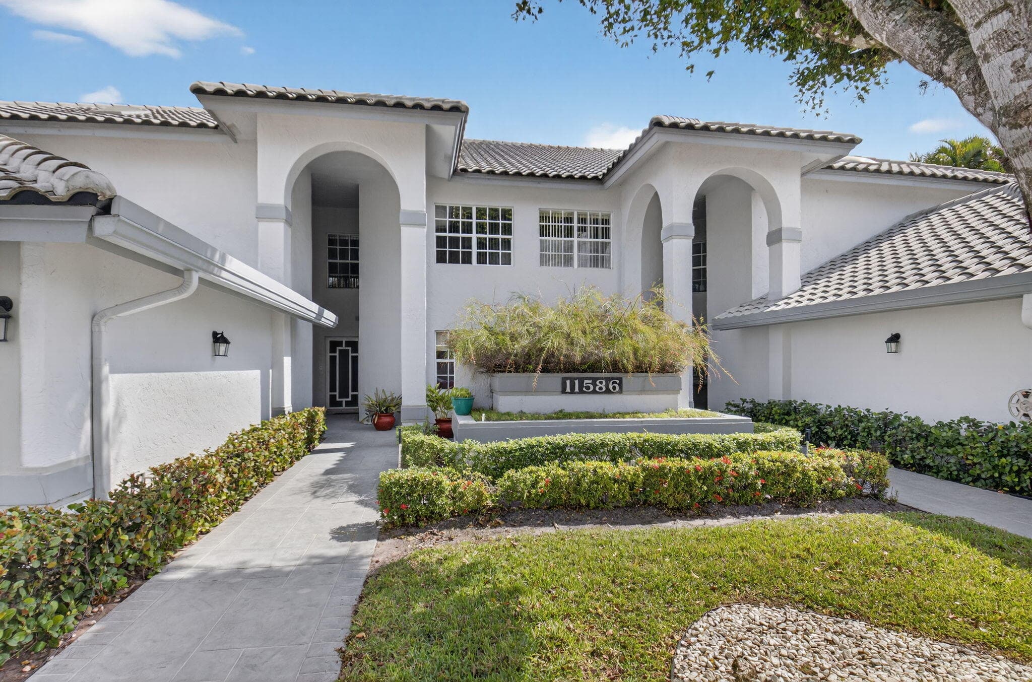 11586 Briarwood Circle 1, Boynton Beach, FL 33437 — photo 1 of 24