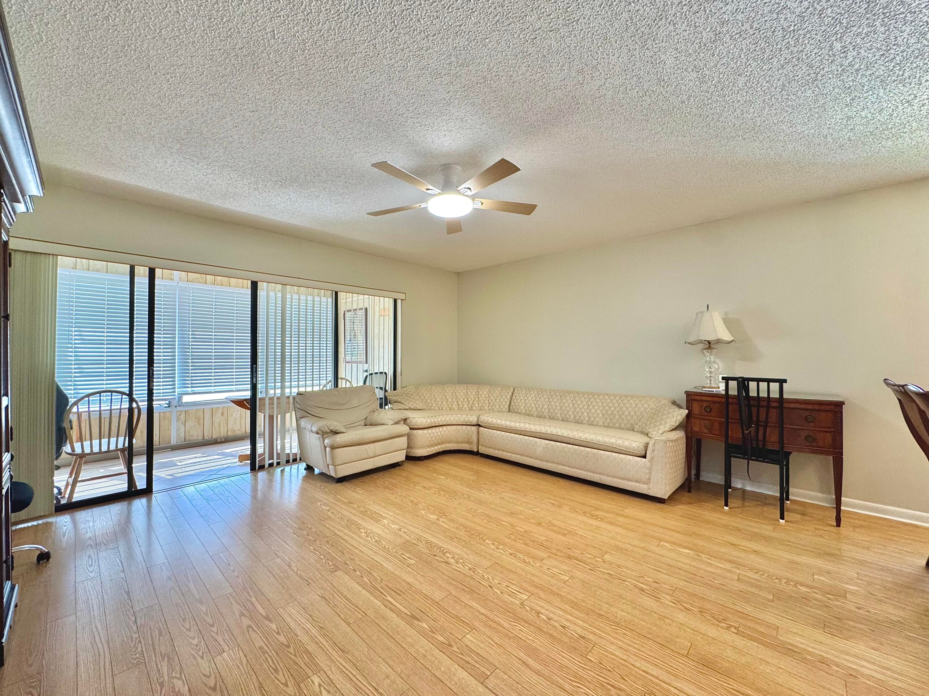 565 Piedmont L, Delray Beach, FL 33484 — photo 9 of 37