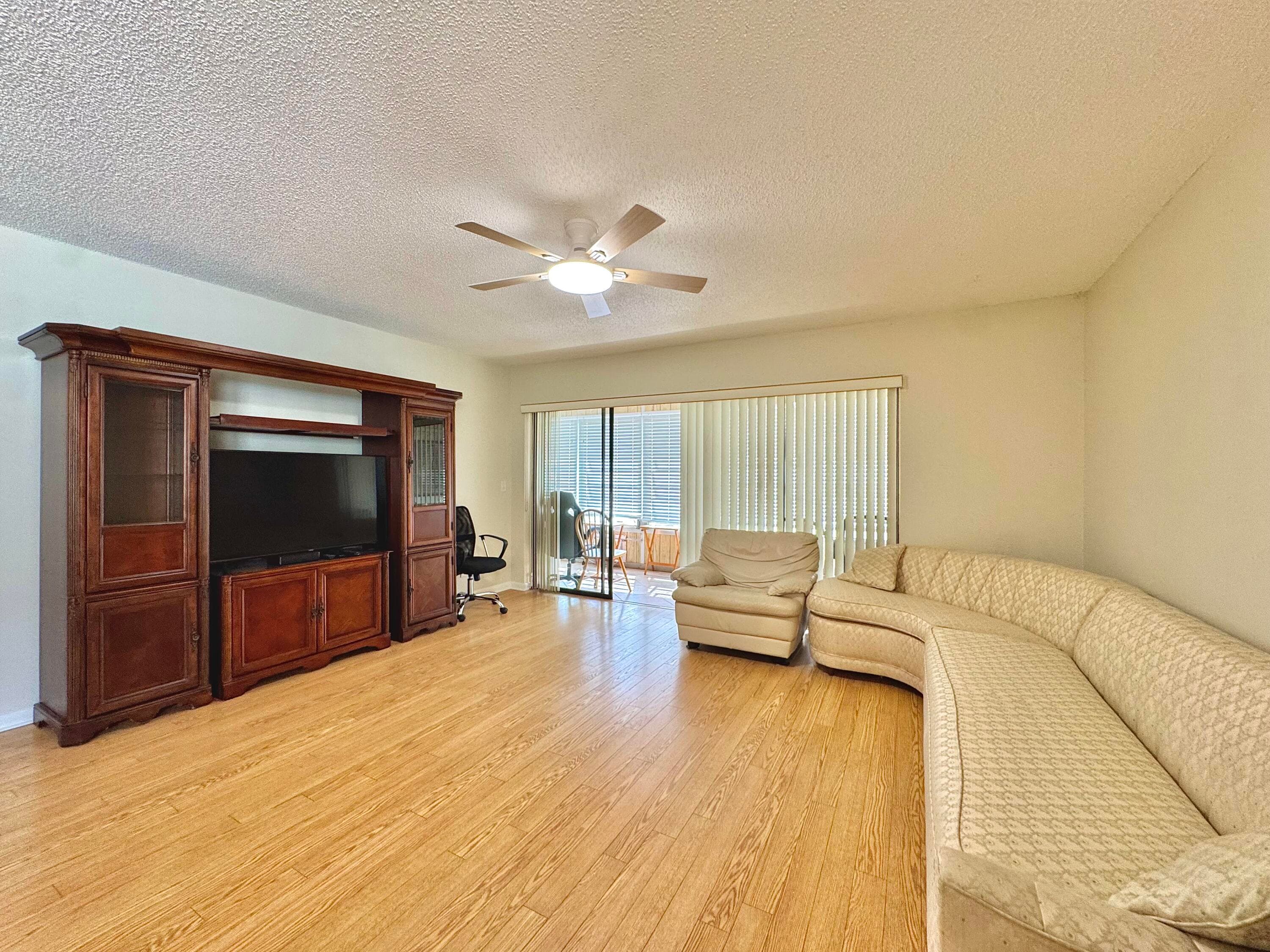 565 Piedmont L, Delray Beach, FL 33484 — photo 8 of 37