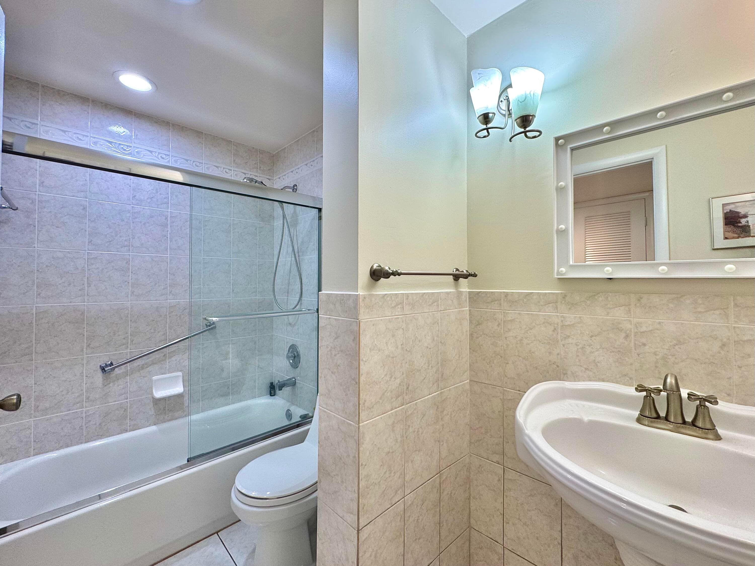 565 Piedmont L, Delray Beach, FL 33484 — photo 18 of 37