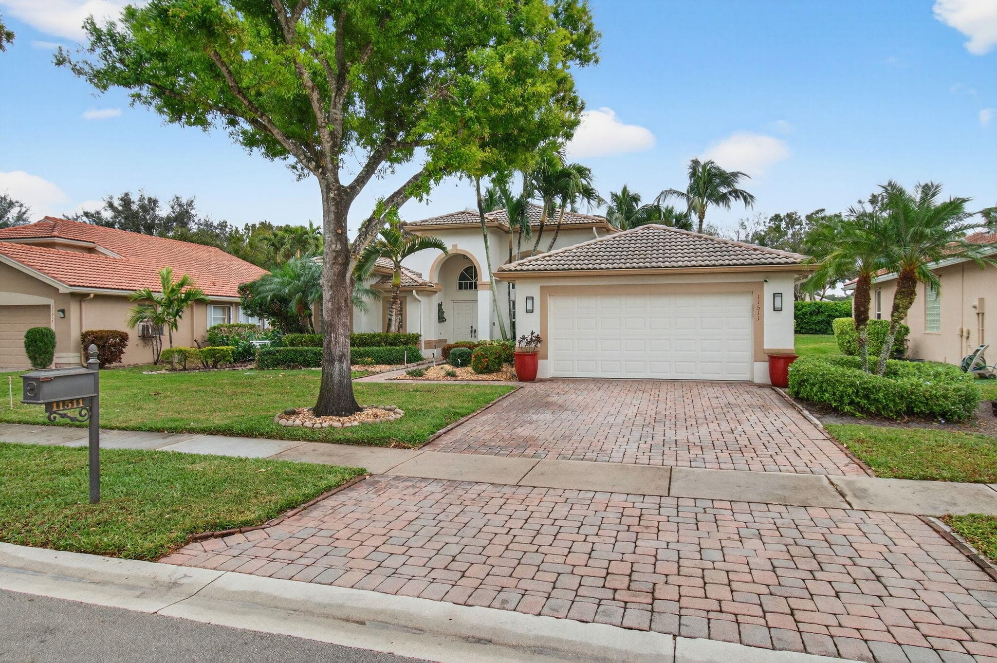 11511 Pamplona Boulevard, Boynton Beach, FL 33437 — photo 4 of 100