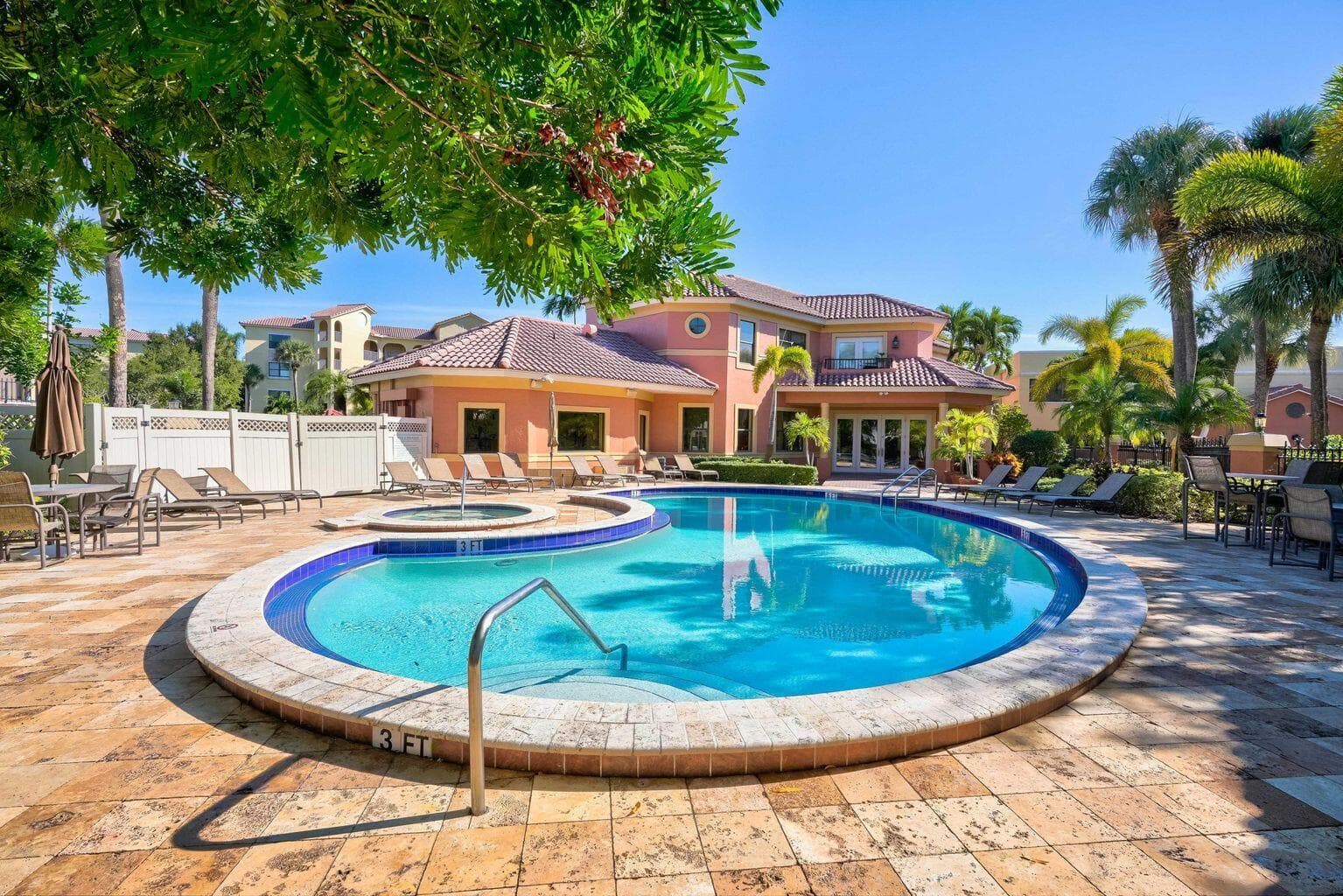 300 Uno Lago Drive 305, Juno Beach, FL 33408 — photo 28 of 34