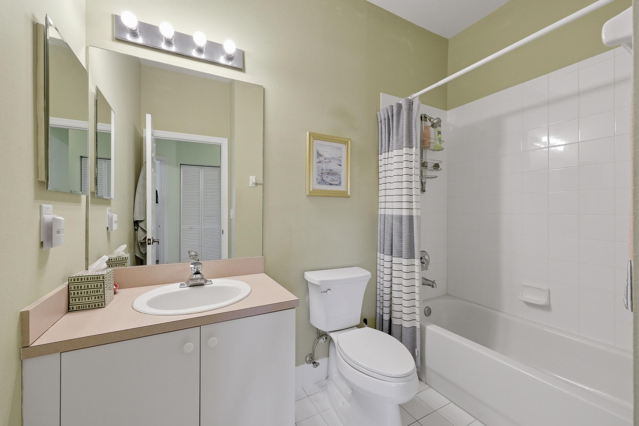114 Lighthouse Cir, J, Tequesta, FL 33469 — photo 14 of 19