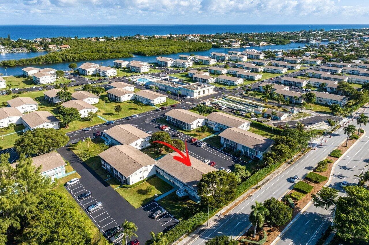 340 Horizons W 102, Boynton Beach, FL 33435 — photo 21 of 32