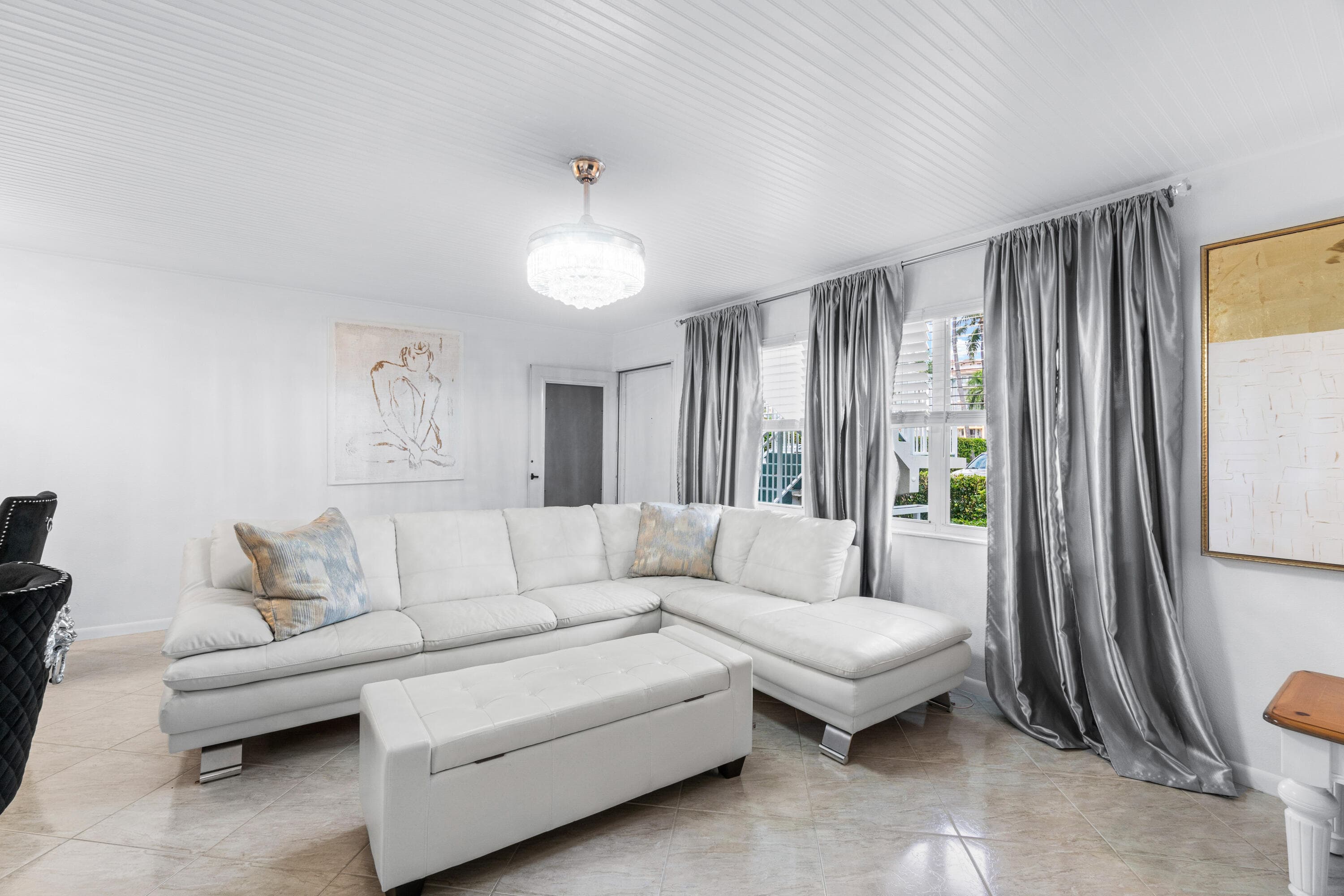 340 Horizons W 102, Boynton Beach, FL 33435 — photo 4 of 32