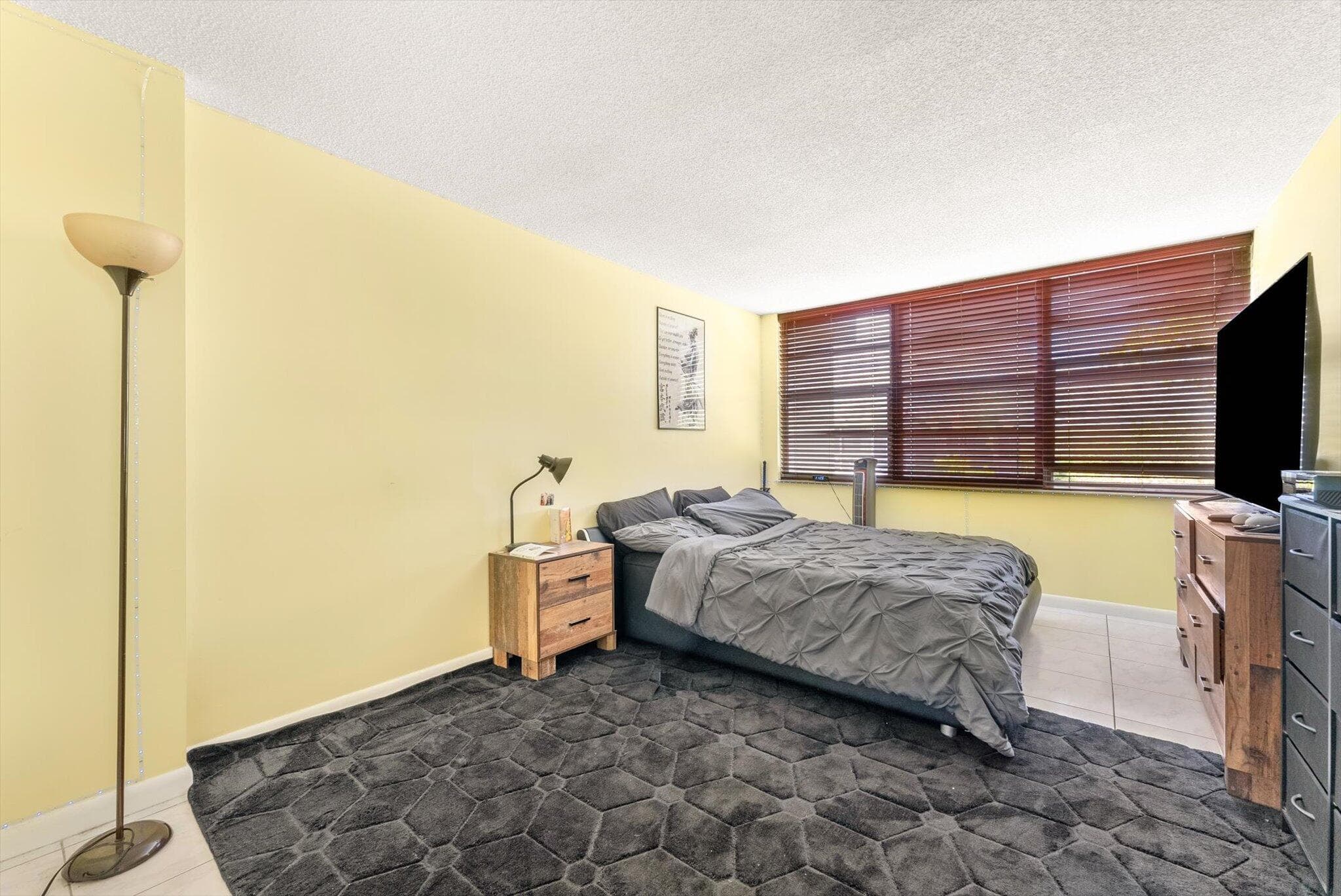 2751 Taft Street 403, Hollywood, FL 33020 — photo 12 of 30