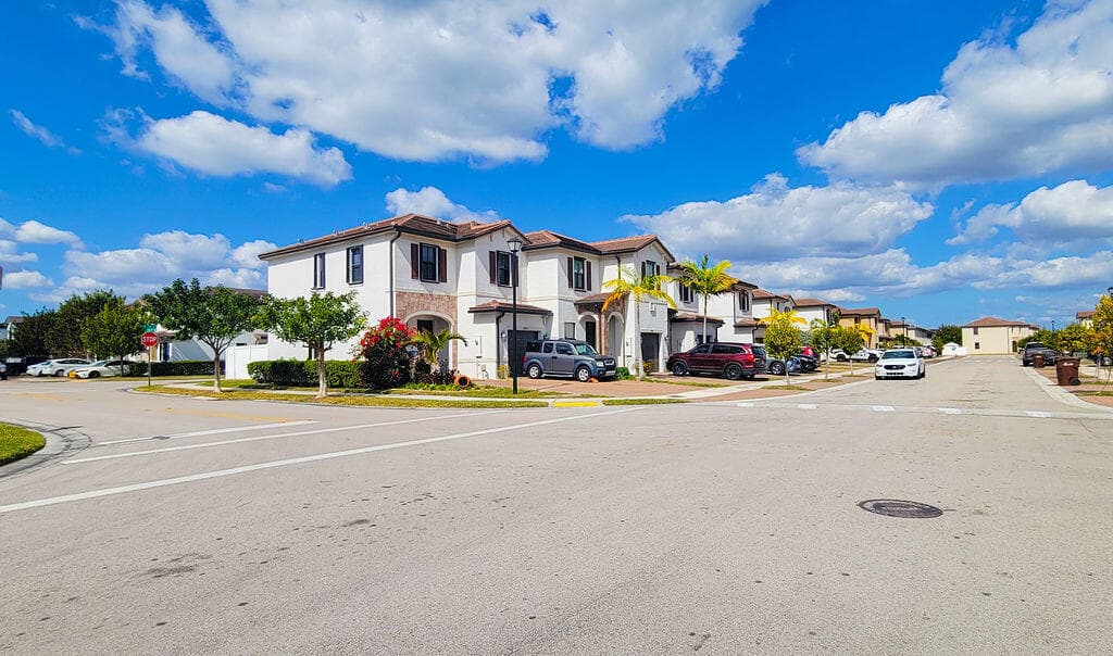 10902 W 33rd Way, Hialeah, FL 33018 — photo 5 of 121