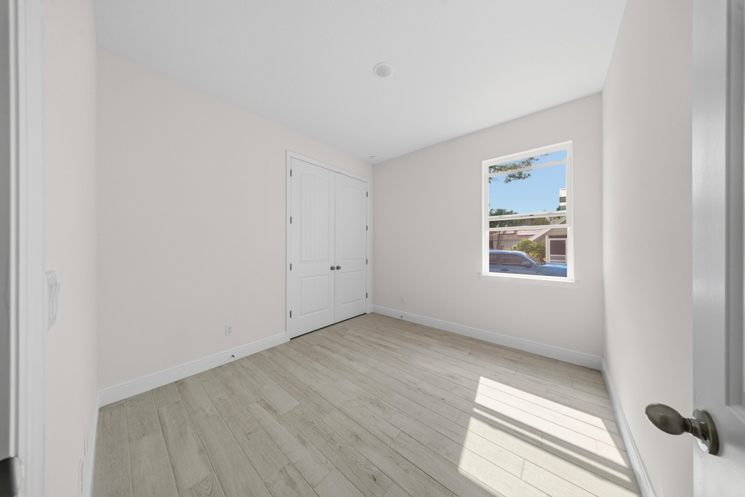 7609 Santa Clara Boulevard, Fort Pierce, FL 34951 — photo 23 of 31