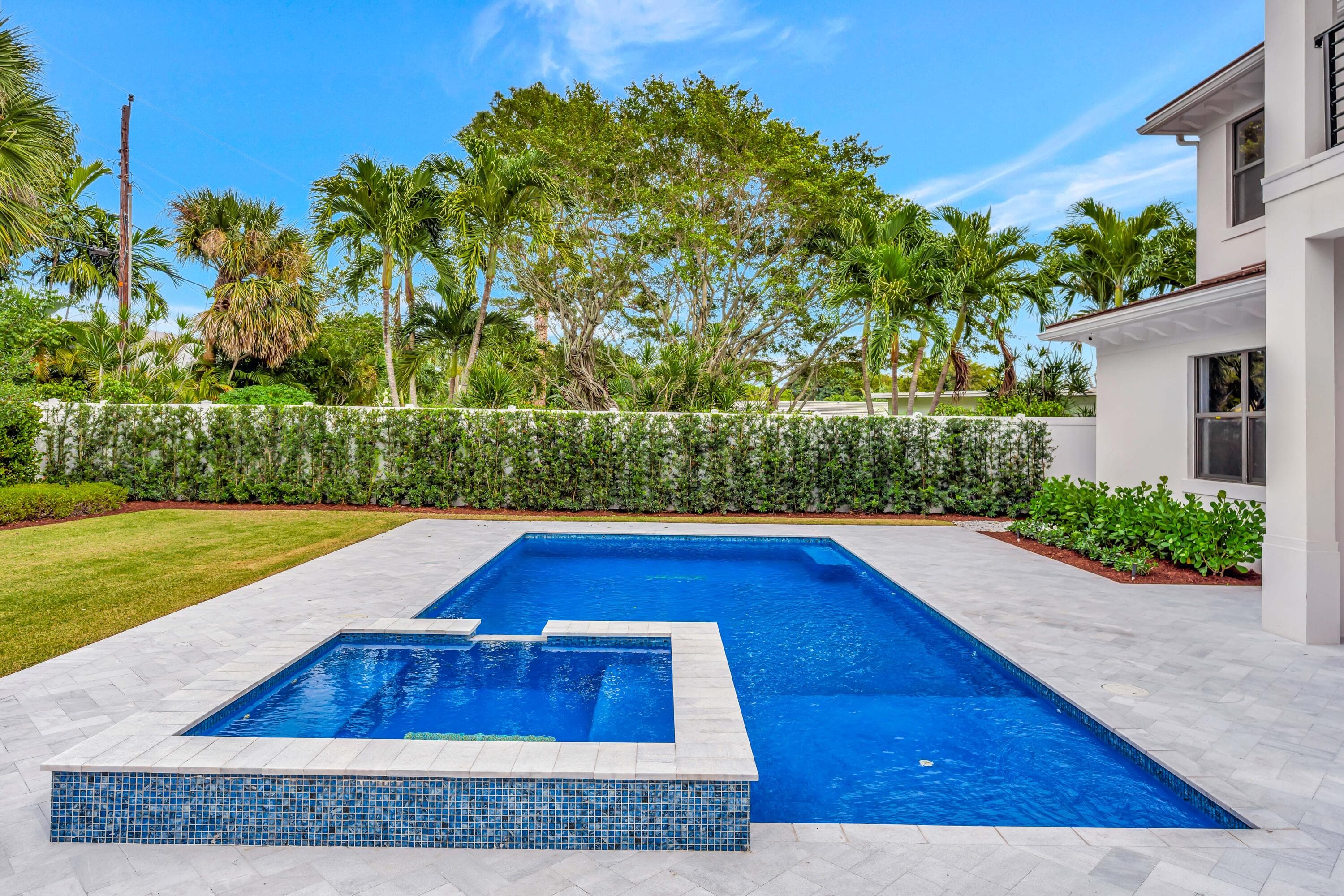 245 Alhambra Place, West Palm Beach, FL 33405 — photo 43 of 46