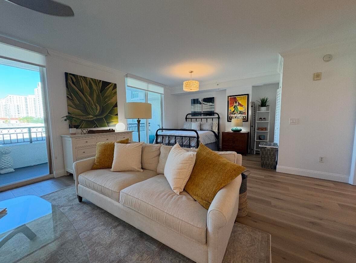 600 S Dixie Highway 254, West Palm Beach, FL 33401 — photo 1 of 17