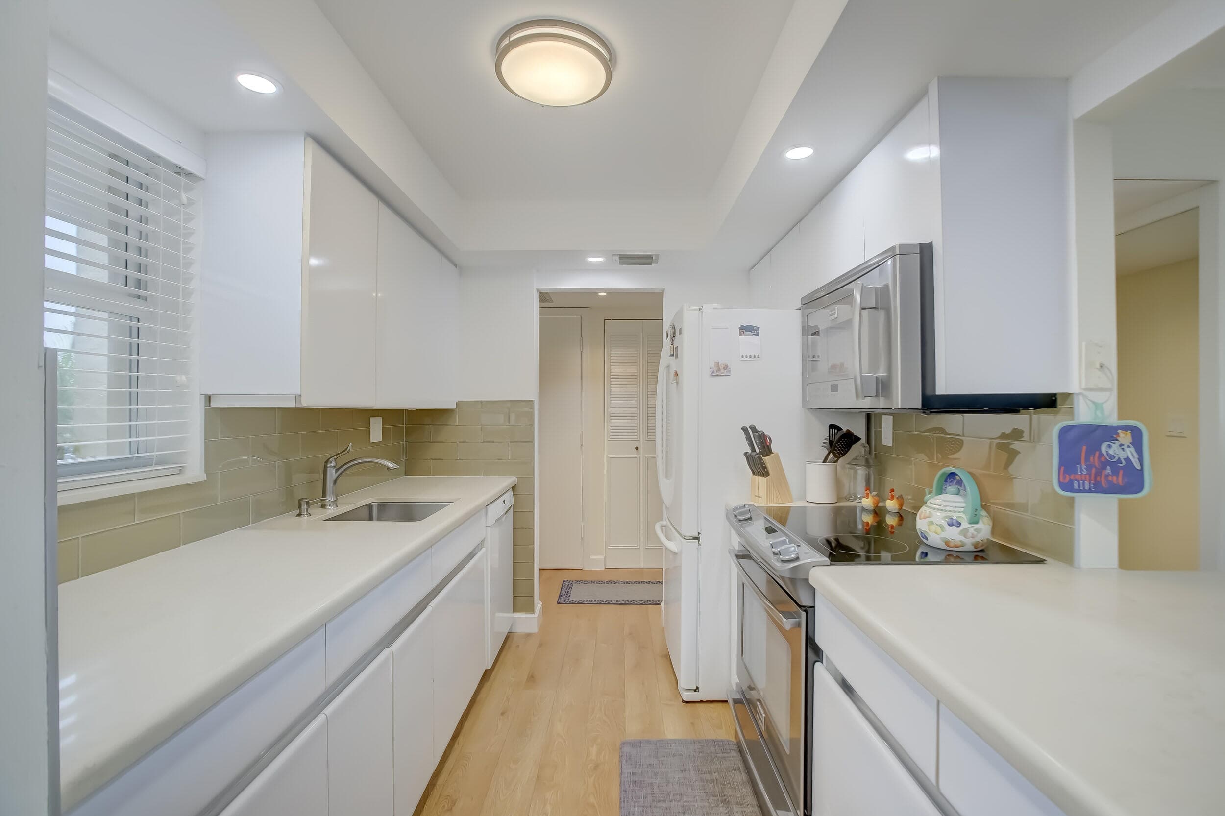 801 S Federal Highway 308, Pompano Beach, FL 33062 — photo 14 of 61