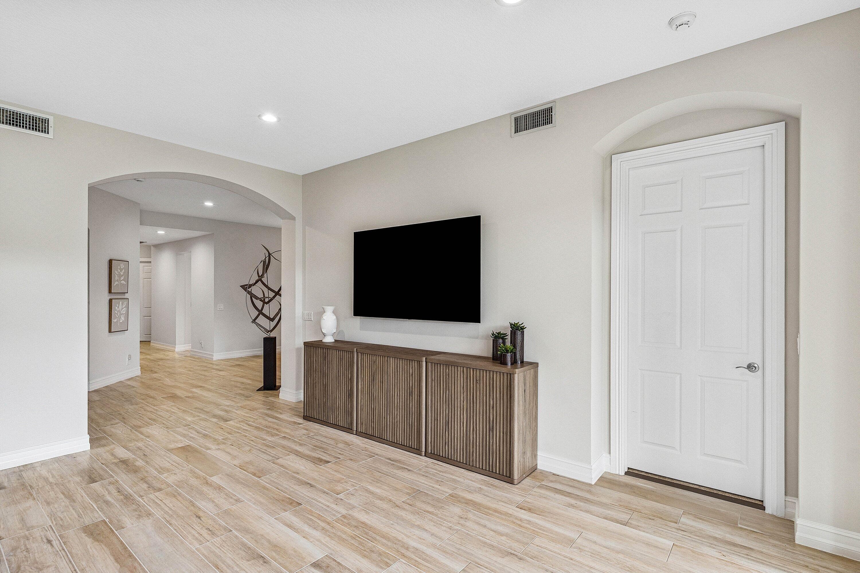 106 Palm Bay Drive B, Palm Beach Gardens, FL 33418 — photo 10 of 71