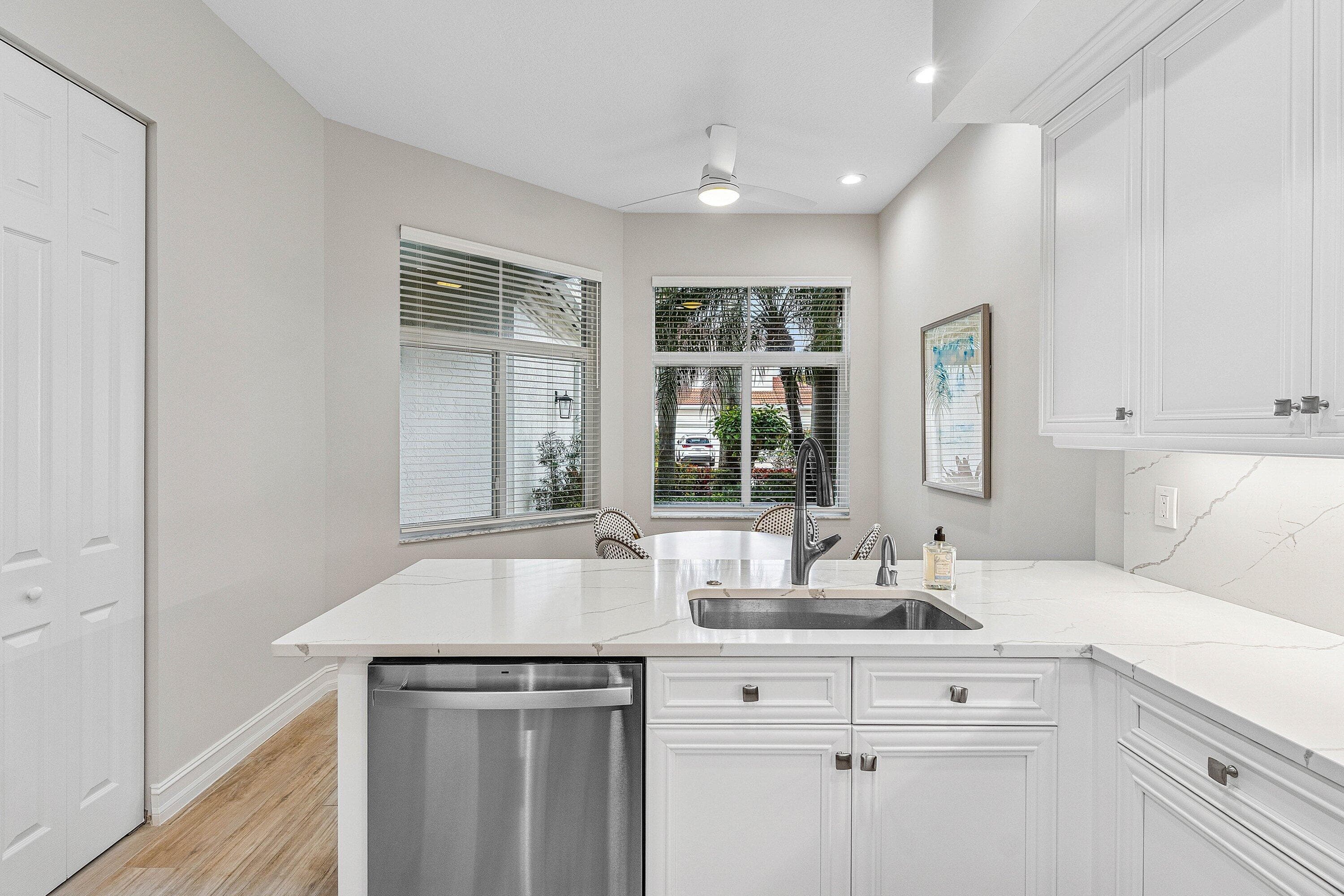 106 Palm Bay Drive B, Palm Beach Gardens, FL 33418 — photo 13 of 71