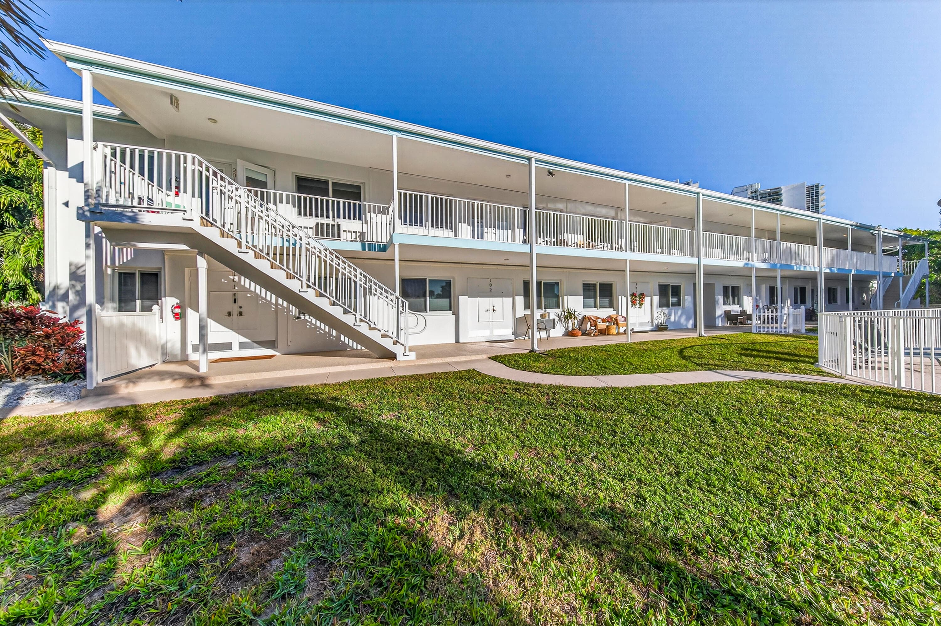 2815 NE 33rd Avenue 106, Fort Lauderdale, FL 33308 — photo 16 of 33