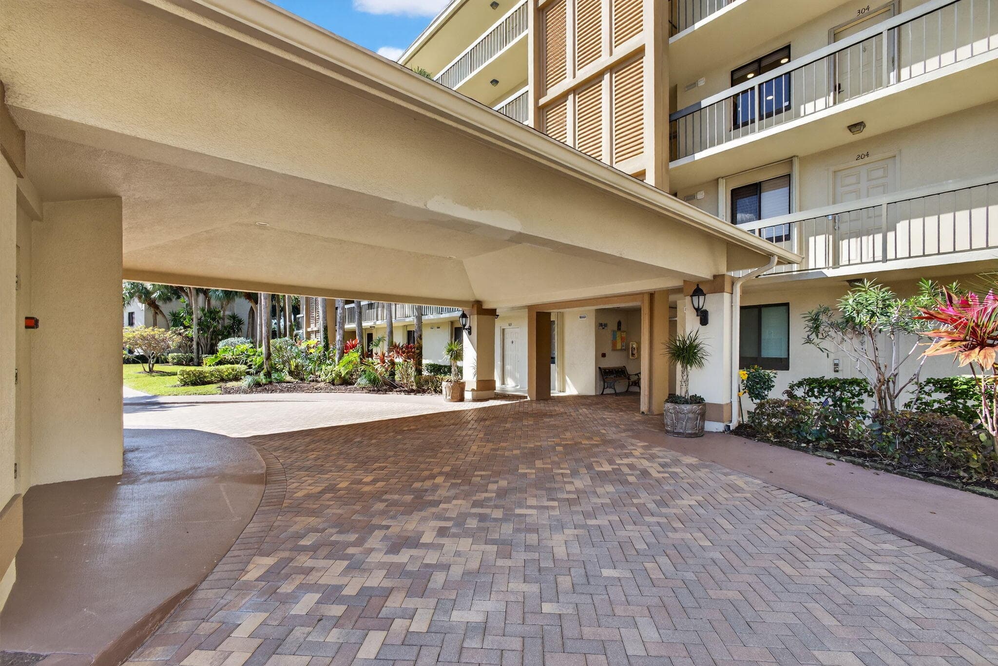 1901 Marina Isle Way 304, Jupiter, FL 33477 — photo 44 of 64