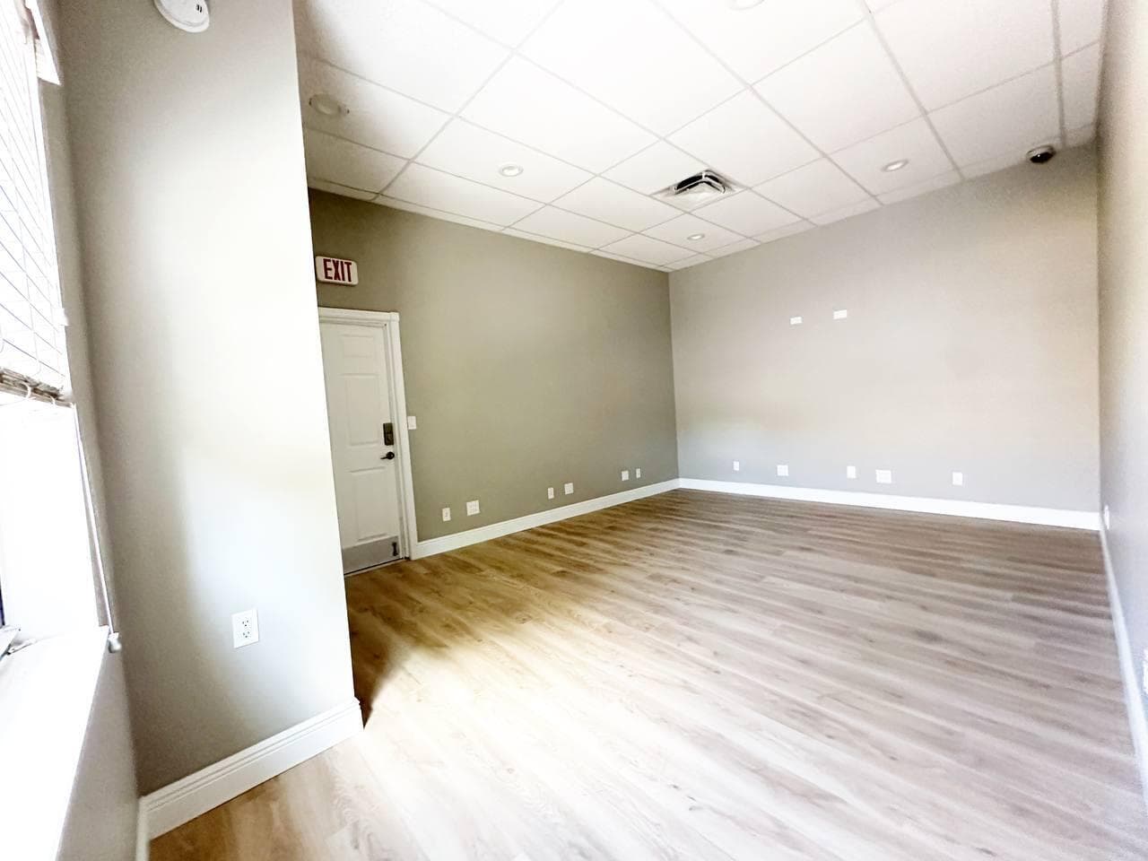 12075 NW 40th Street Street #5, Coral Springs, FL 33065 — photo 4 of 7