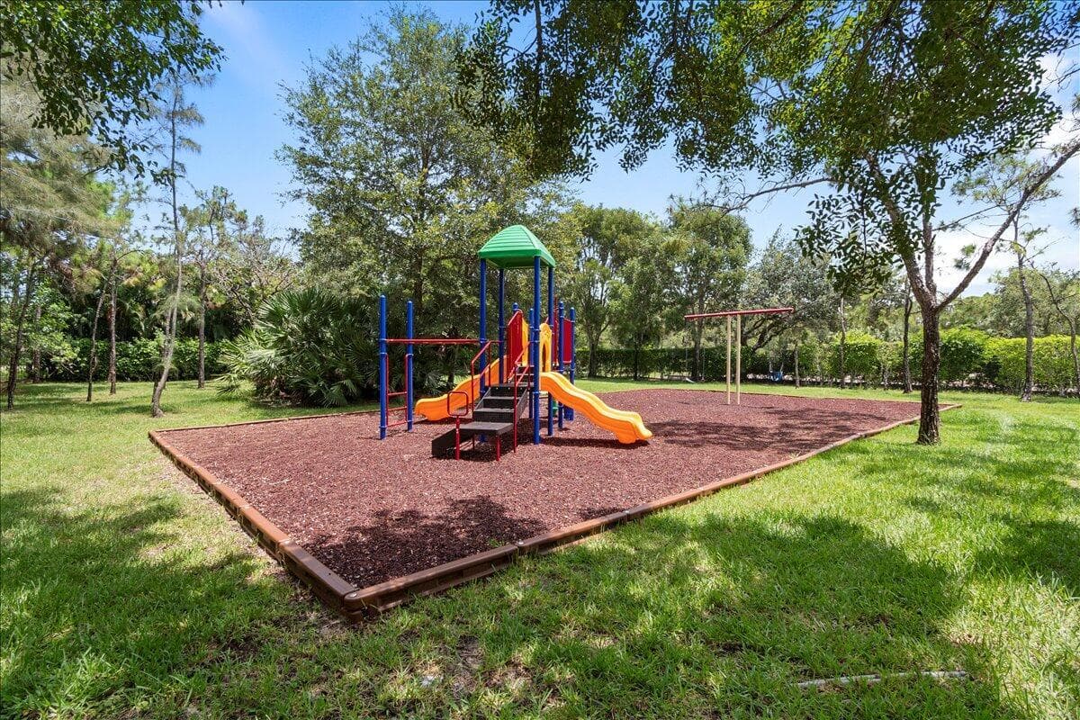 200 Crestwood Court N 211, Royal Palm Beach, FL 33411 — photo 23 of 24