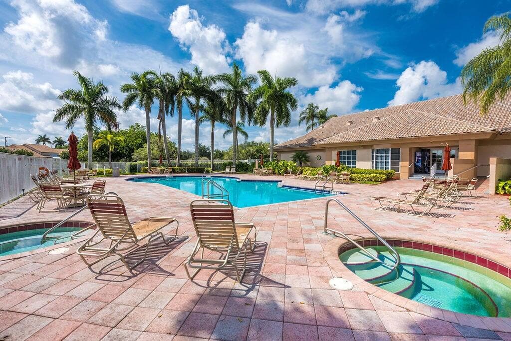 1975 Oak Berry Circle, Wellington, FL 33414 — photo 37 of 39