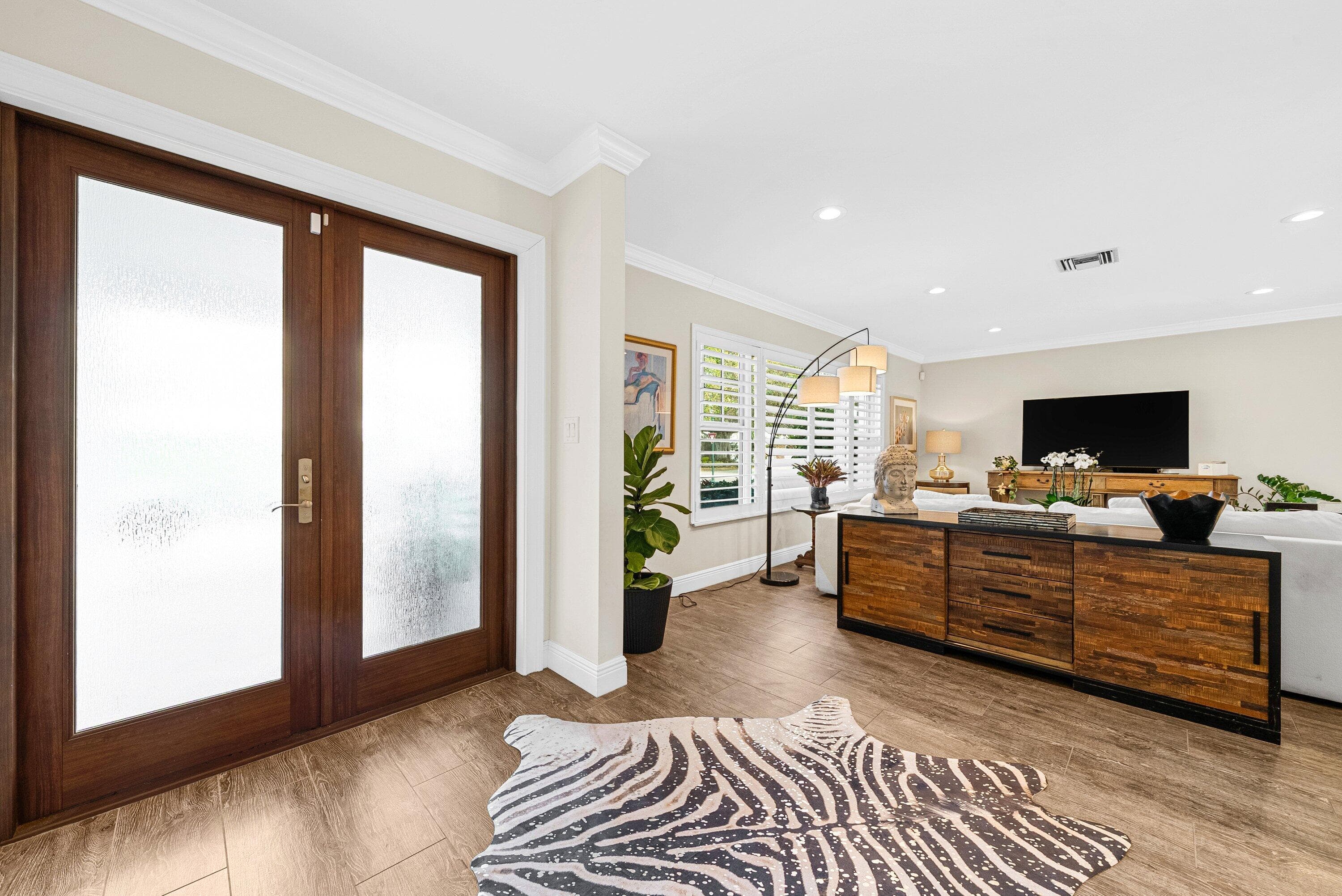 830 Tangerine Way, Gulf Stream, FL 33483 — photo 6 of 37