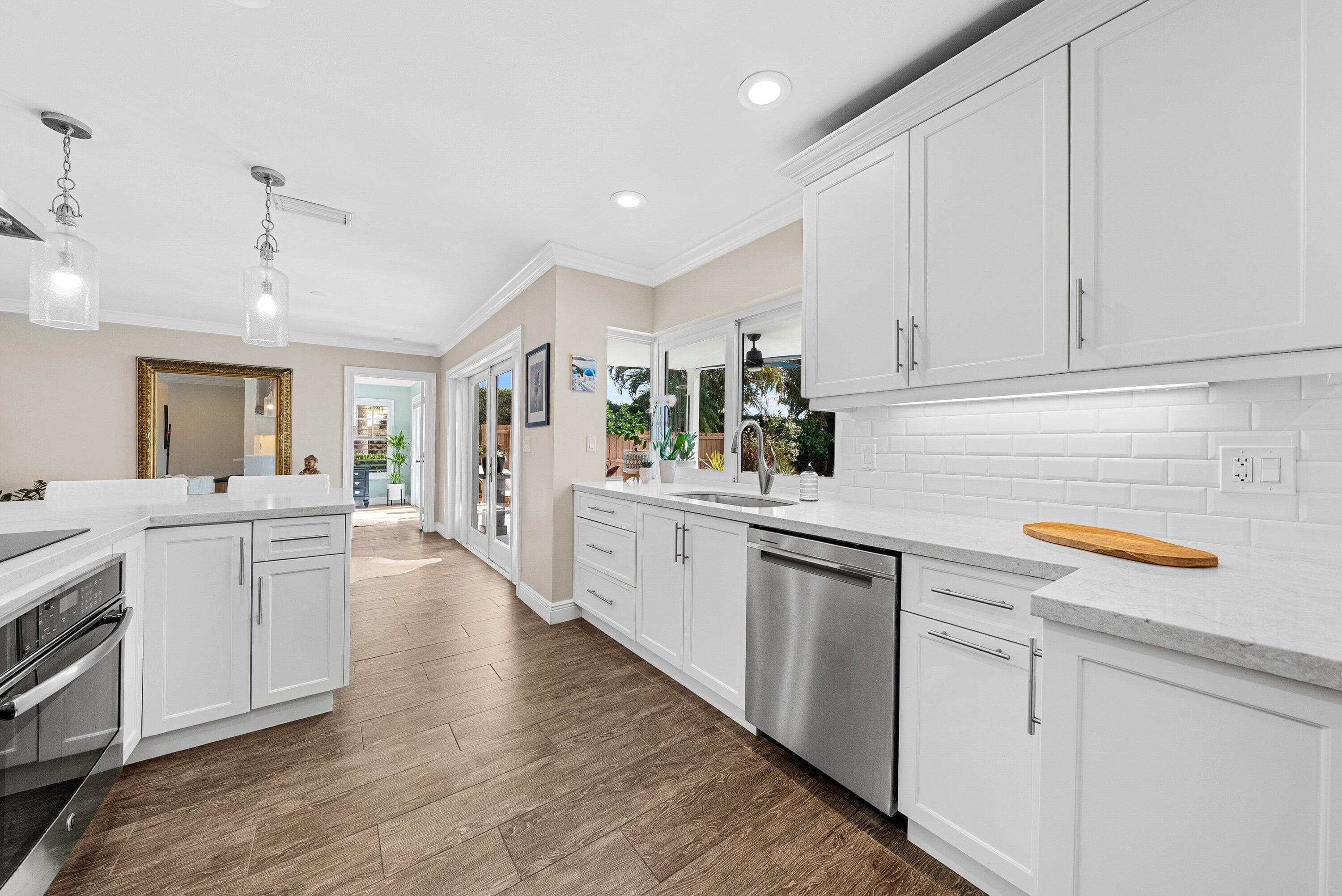 830 Tangerine Way, Gulf Stream, FL 33483 — photo 15 of 37