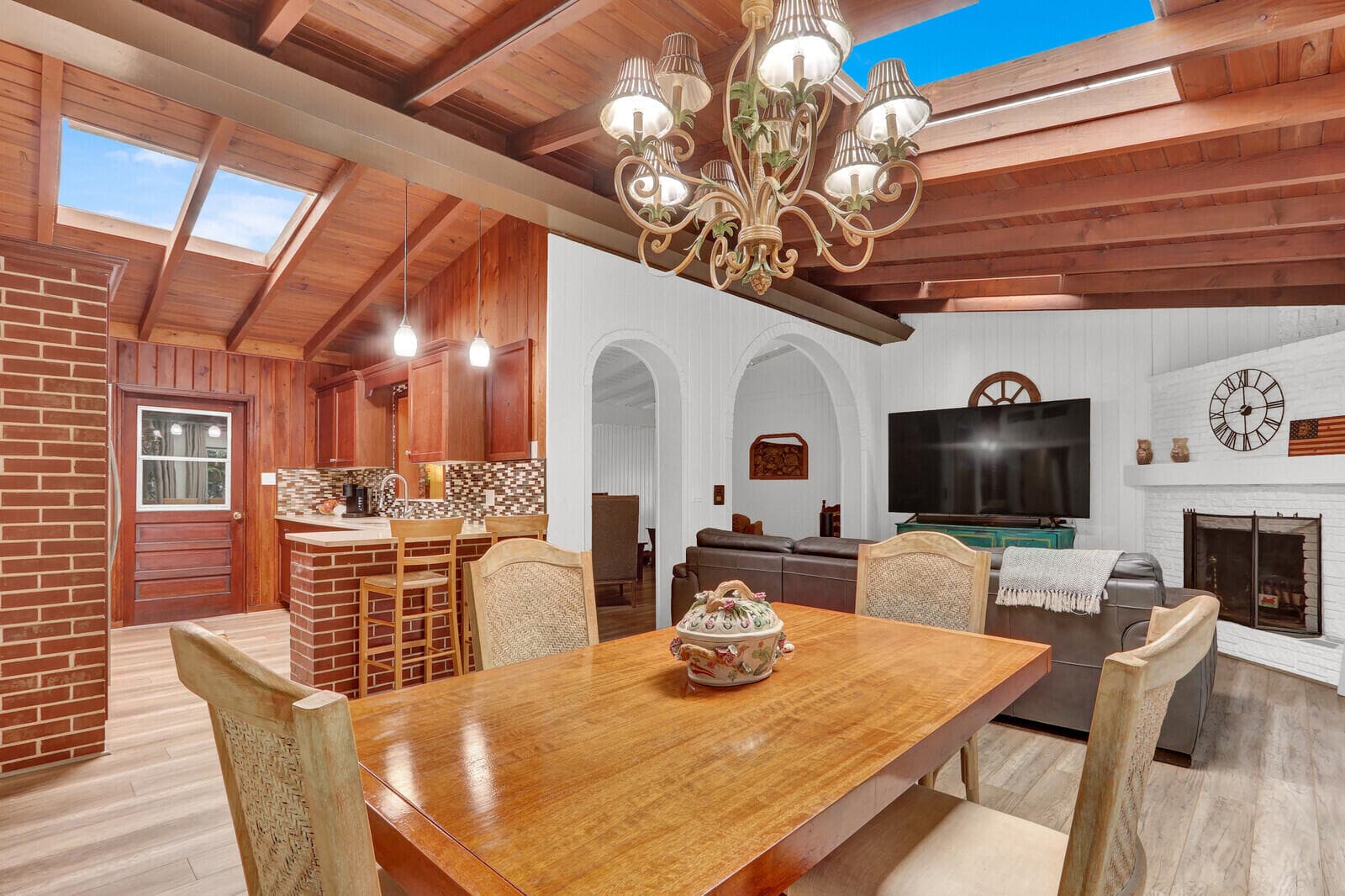1831 Wheeler Road, North Palm Beach, FL 33408 — photo 17 of 31