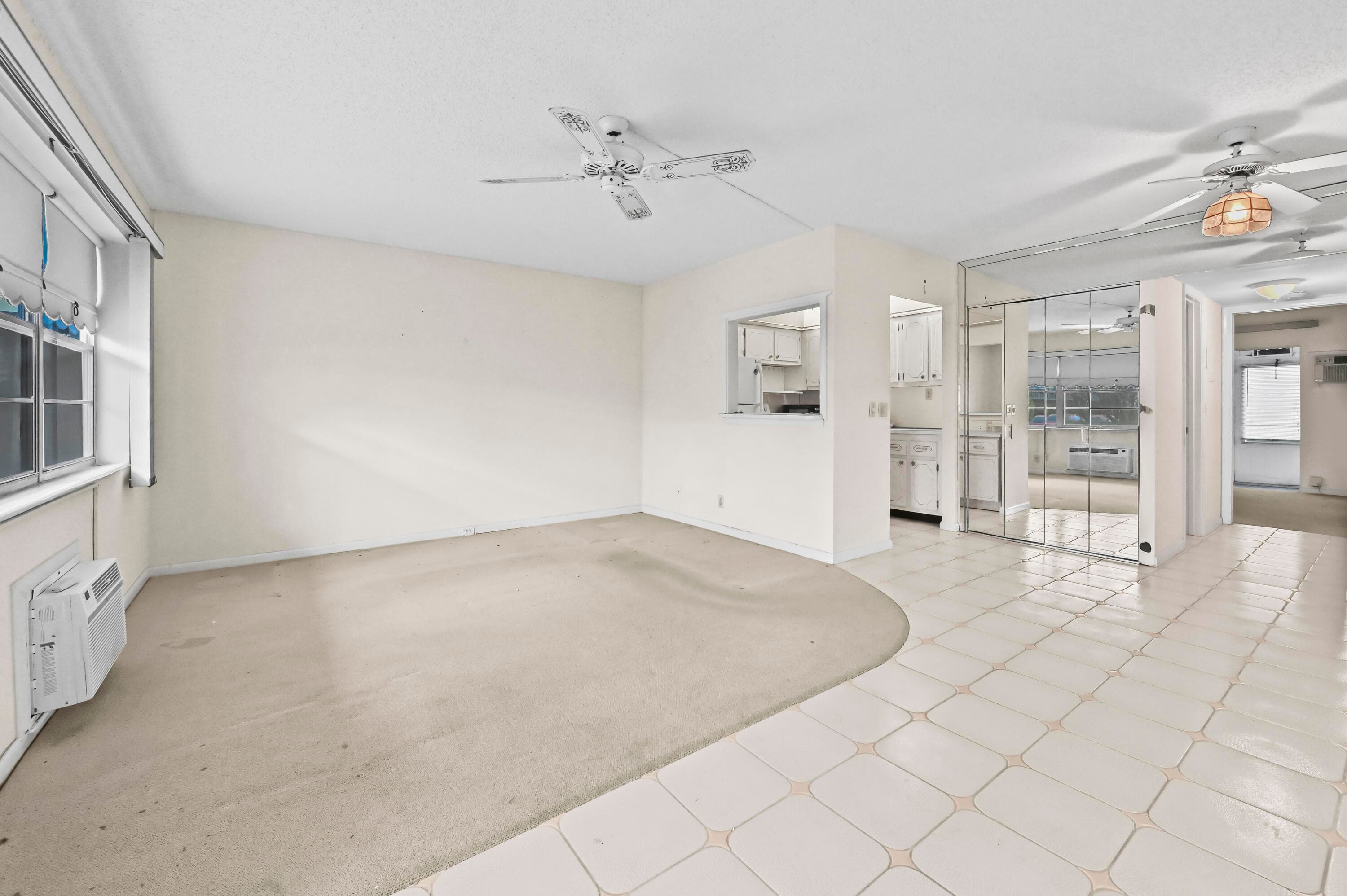 411 Durham N, Deerfield Beach, FL 33442 — photo 4 of 22