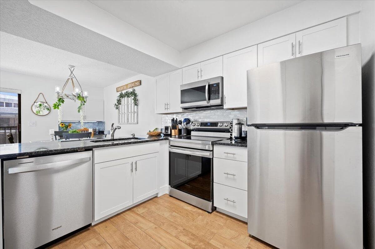 1605 S Us Highway 1 D404, Jupiter, FL 33477 — photo 14 of 29