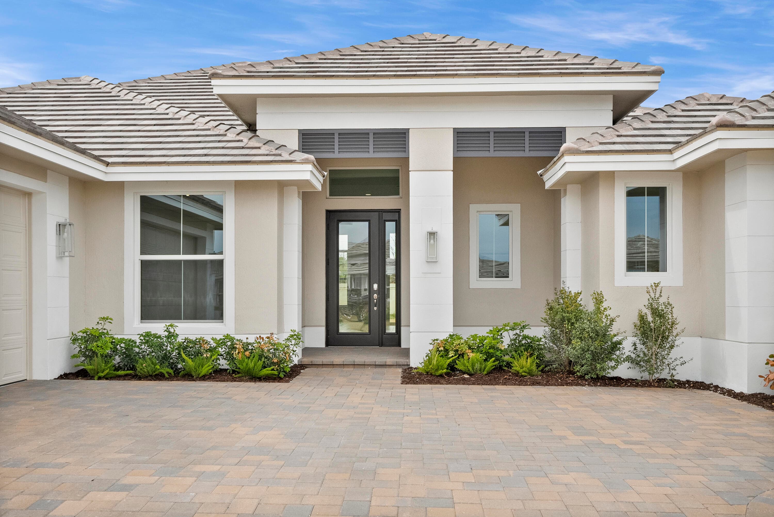 5697 Bent Pine Square, Vero Beach, FL 32967 — photo 3 of 31