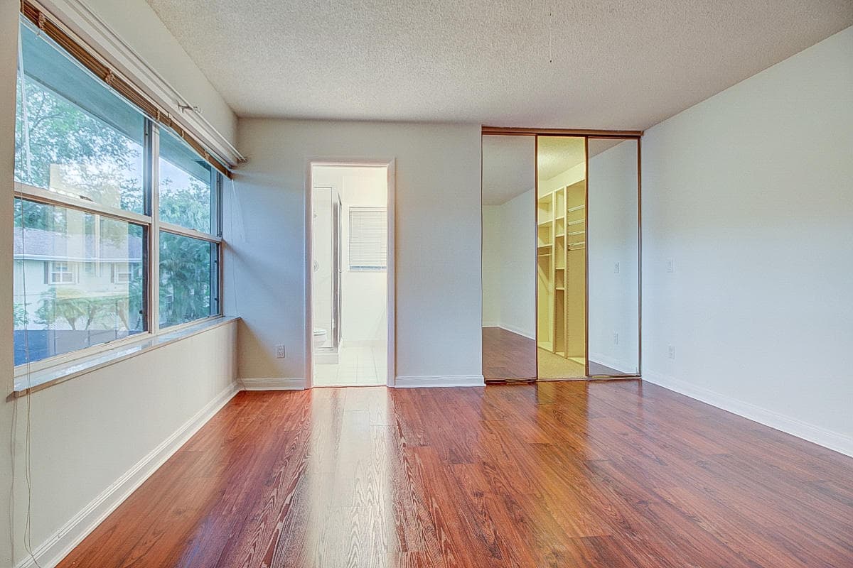44 Essex Court B, Royal Palm Beach, FL 33411 — photo 16 of 37