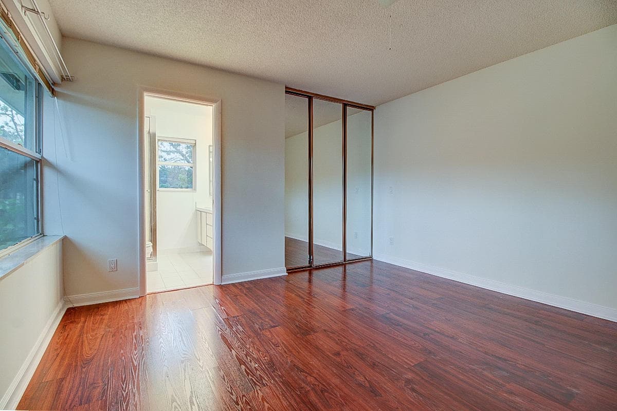 44 Essex Court B, Royal Palm Beach, FL 33411 — photo 22 of 37