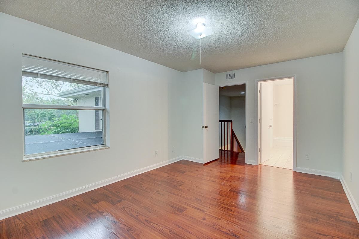 44 Essex Court B, Royal Palm Beach, FL 33411 — photo 24 of 37
