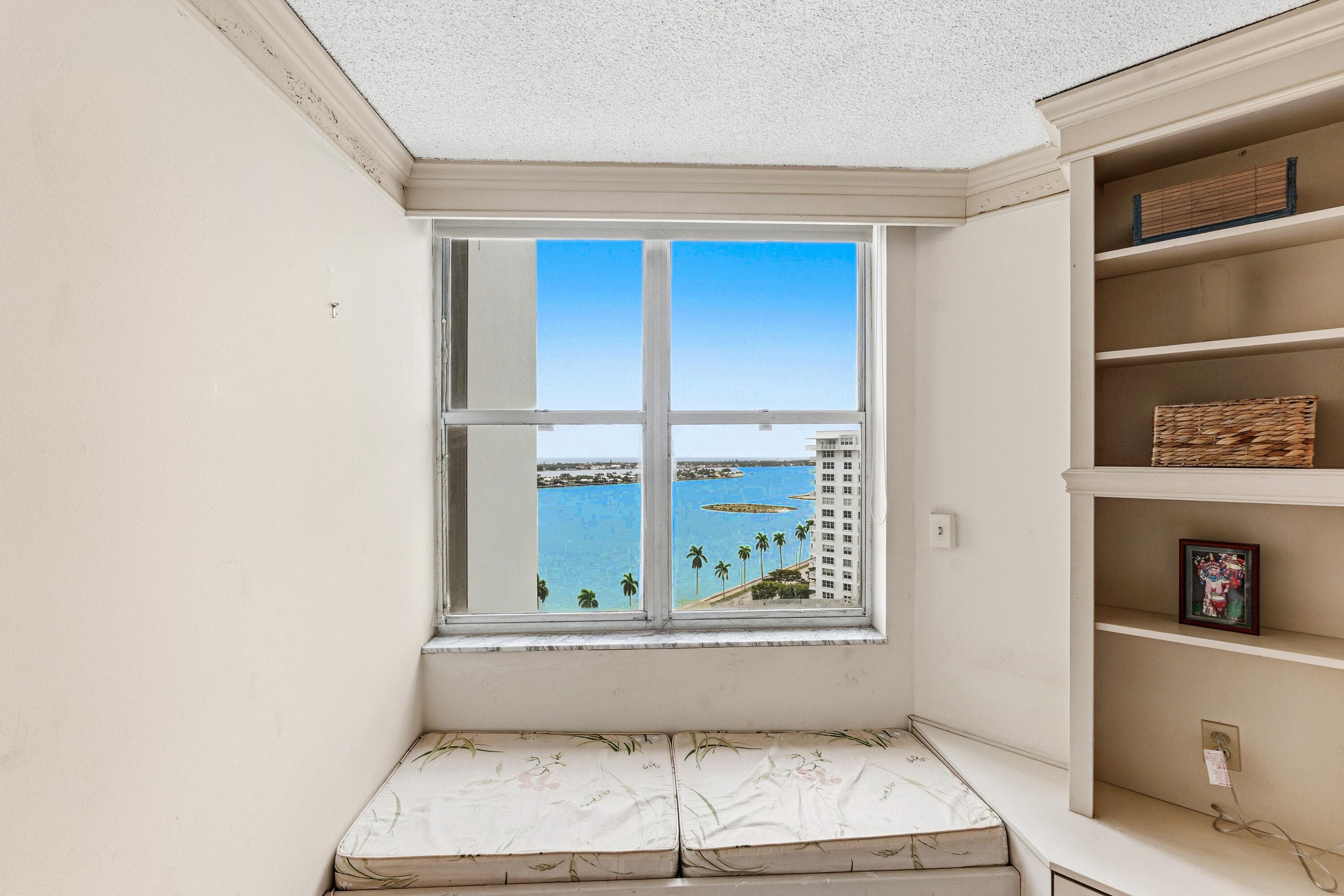 1701 S Flagler Drive 1806, West Palm Beach, FL 33401 — photo 14 of 37