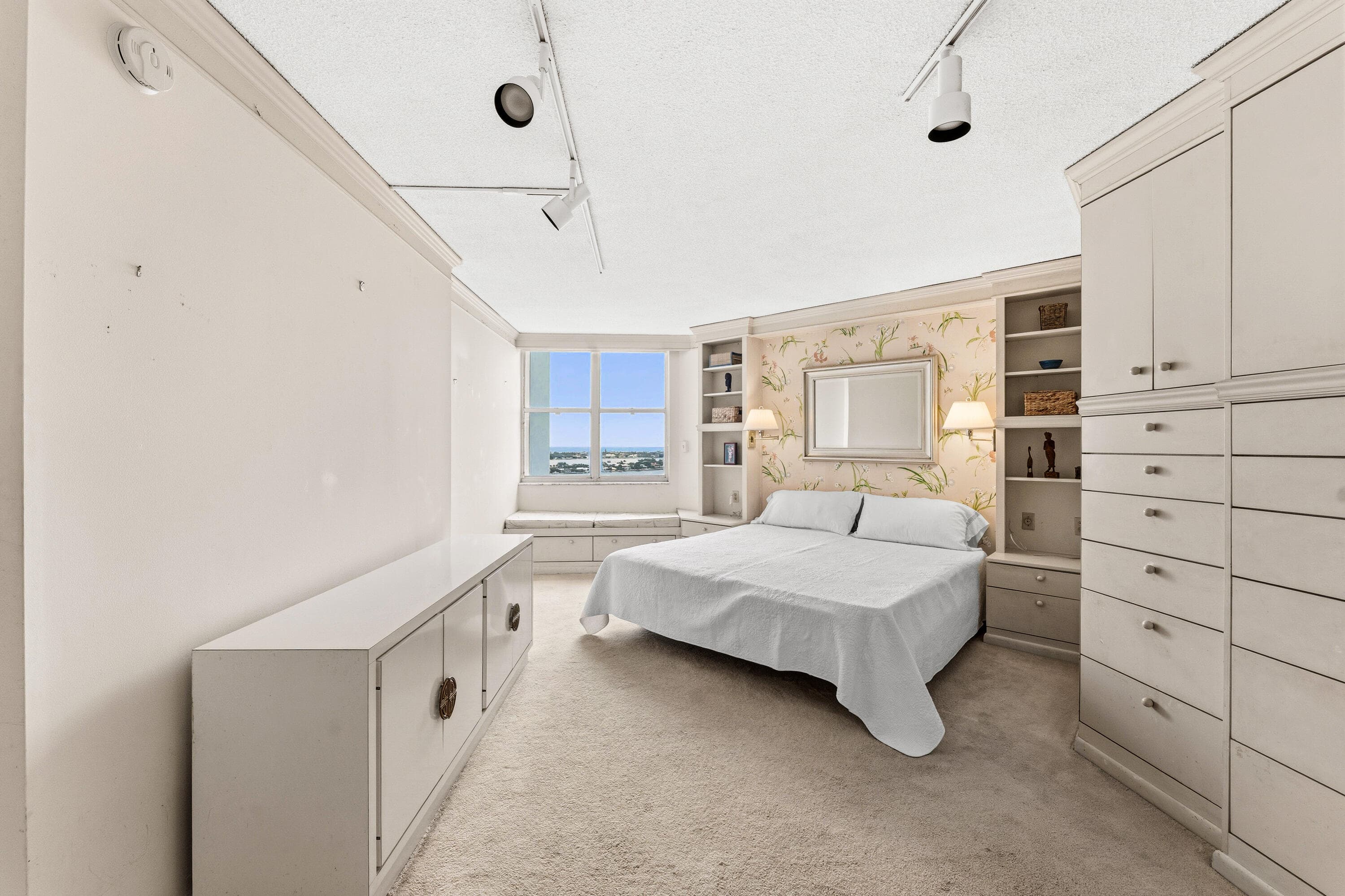 1701 S Flagler Drive 1806, West Palm Beach, FL 33401 — photo 12 of 37