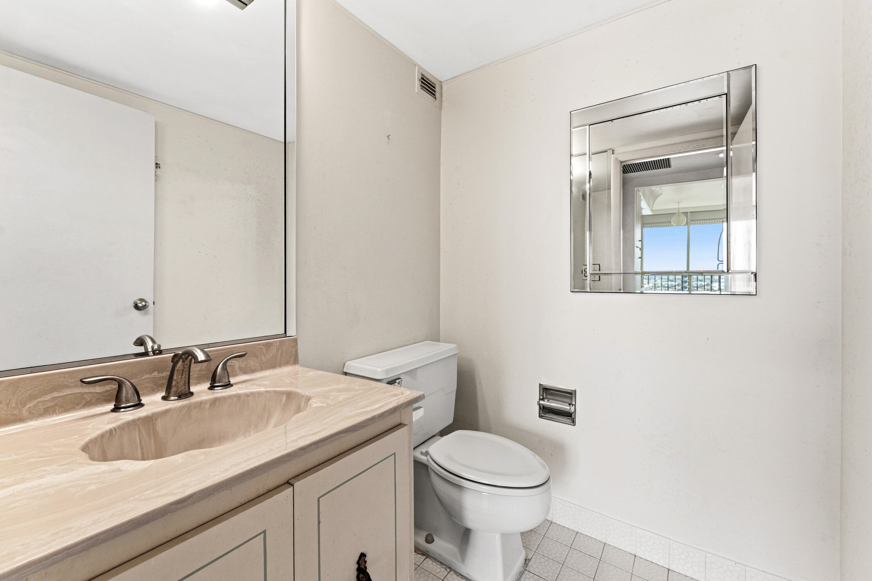 1701 S Flagler Drive 1806, West Palm Beach, FL 33401 — photo 11 of 37